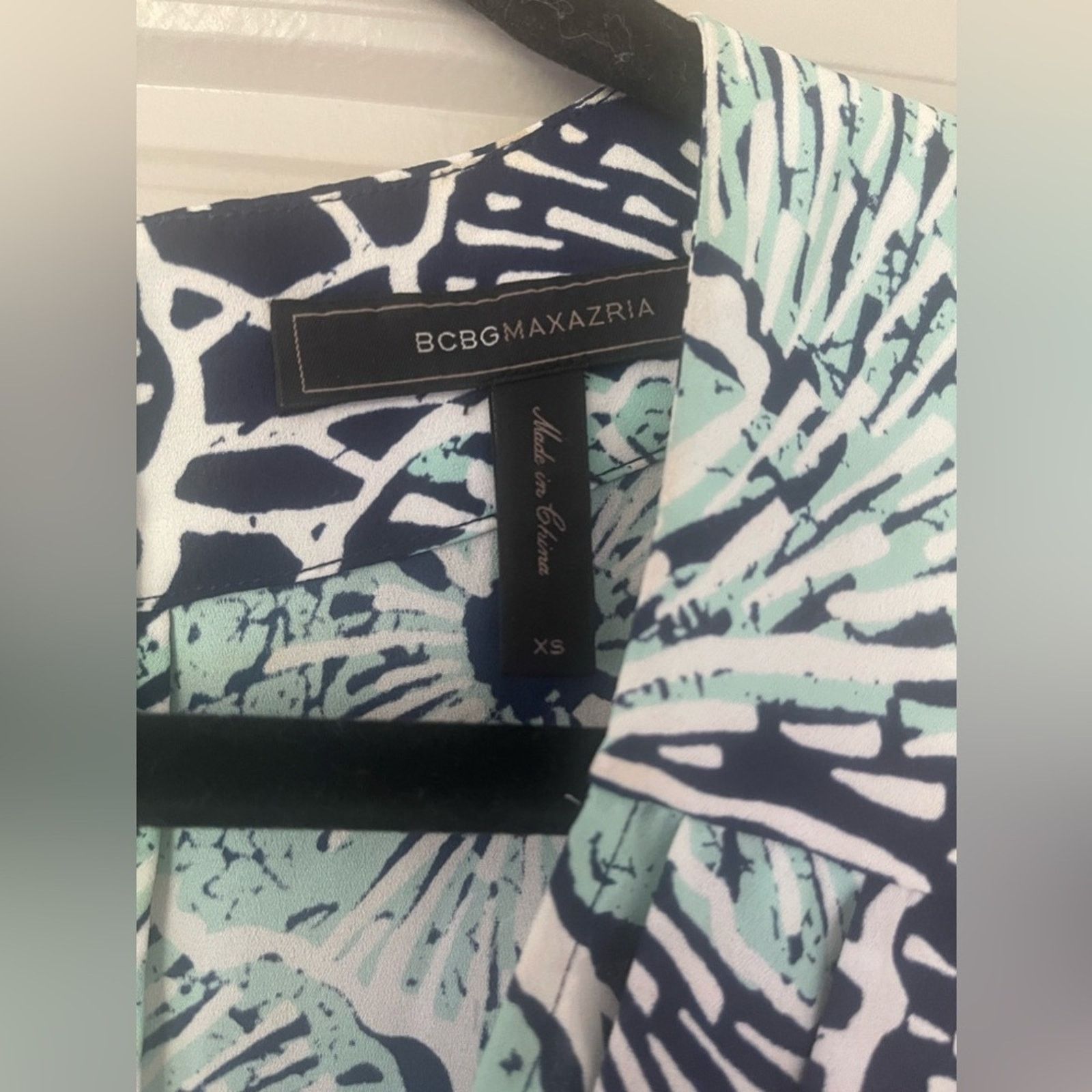 Bcbgmaxazria BCBGMaxAzria Blue and Green Tropical Patterned Romper Size 26" / US 2 / IT 38 - 3 Thumbnail