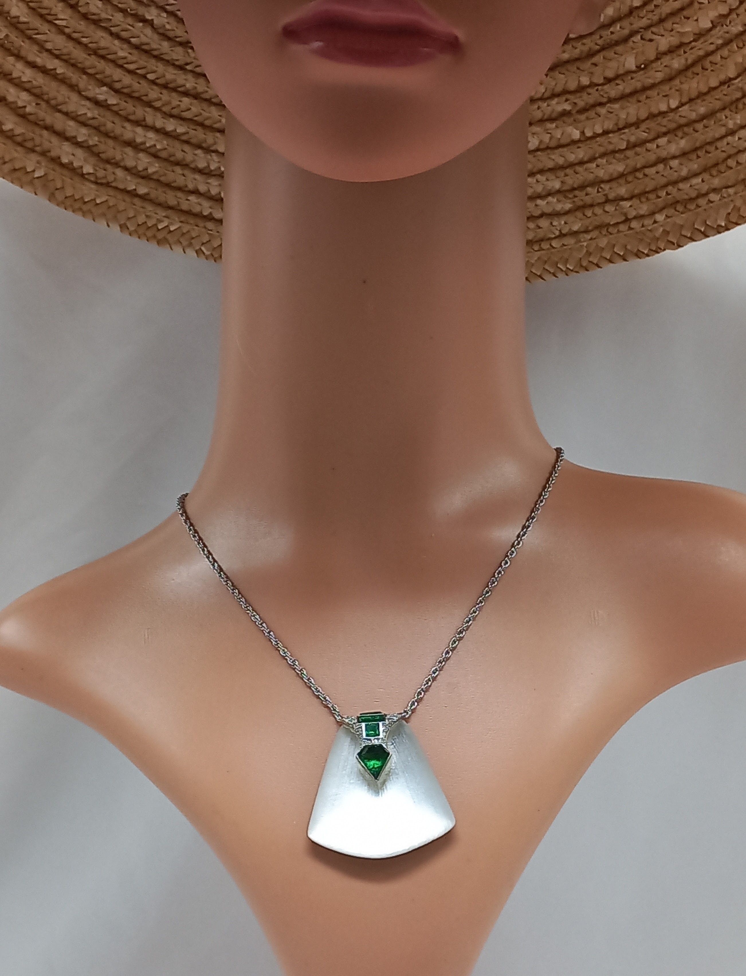 Alexis Bittar Alexis BITTAR Pendant Necklace Lucite with Green Crystals Size ONE SIZE - 2 Thumbnail