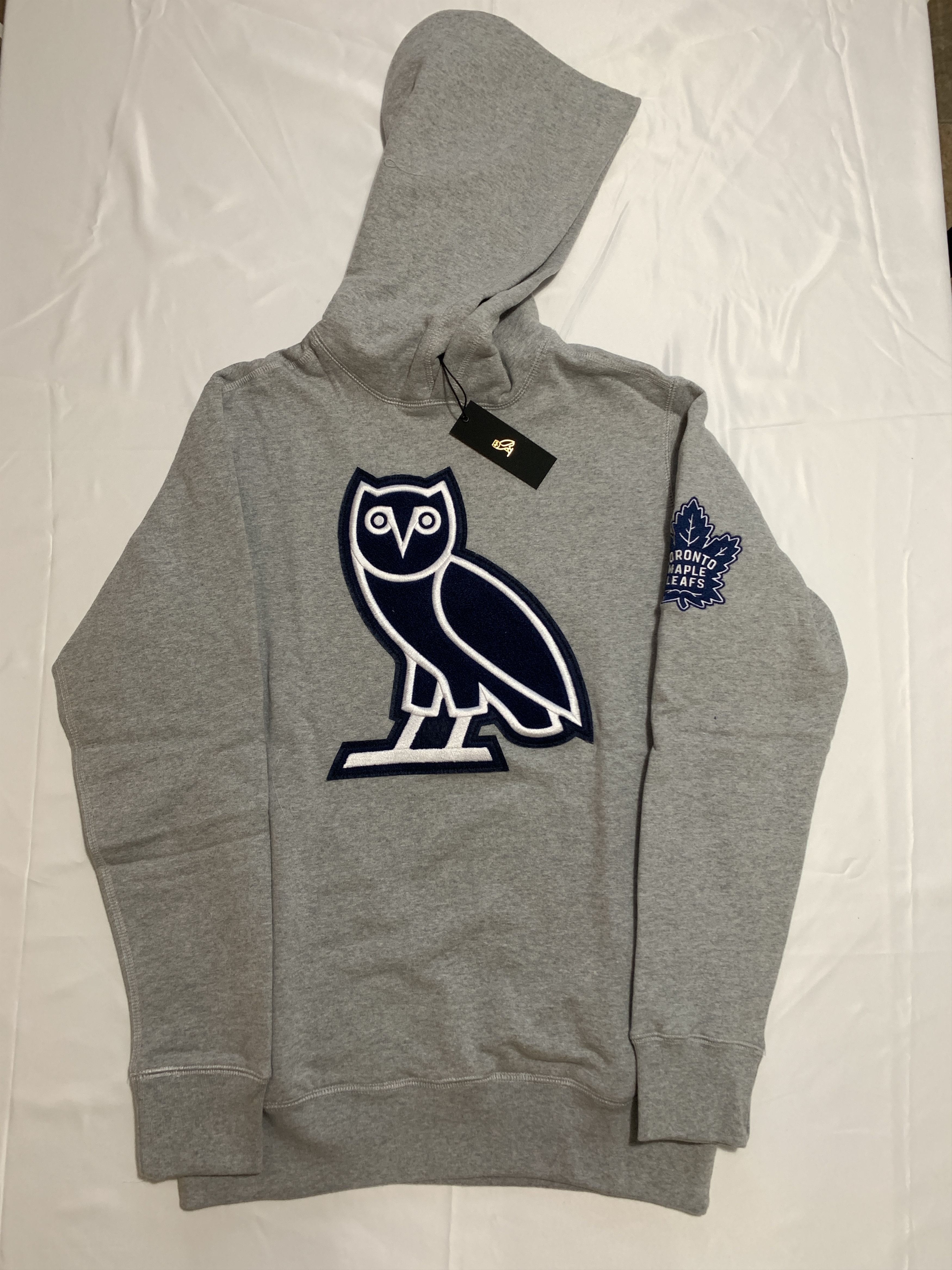 Drake OVO X NHL X Toronto Maple Leafs Chenille OG Owl Hoodie Drake Size US S / EU 44-46 / 1 - 1 Thumbnail