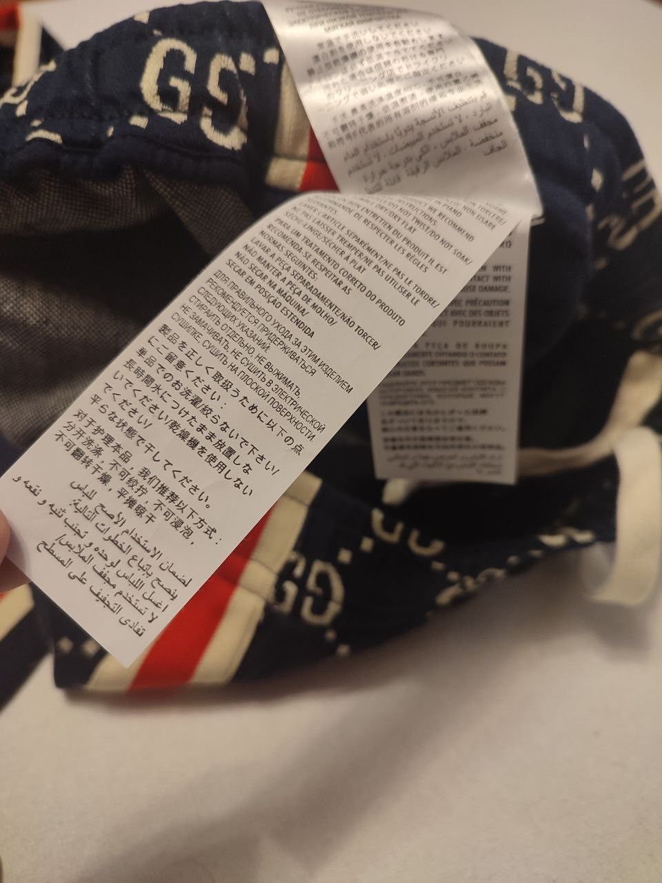 Gucci gucci monogram sweatpants Size US 27 - 10 Thumbnail