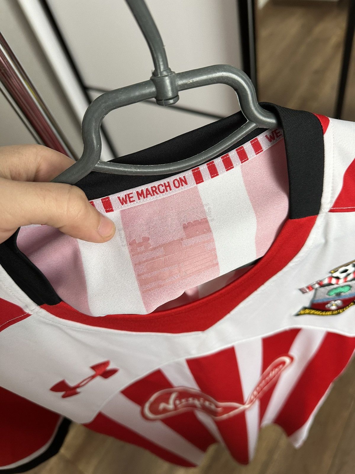 Under Armour 2016/2017 FC Southampton Under Armour Soccer Jersey T-Shirt Size US L / EU 52-54 / 3 - 9 Thumbnail