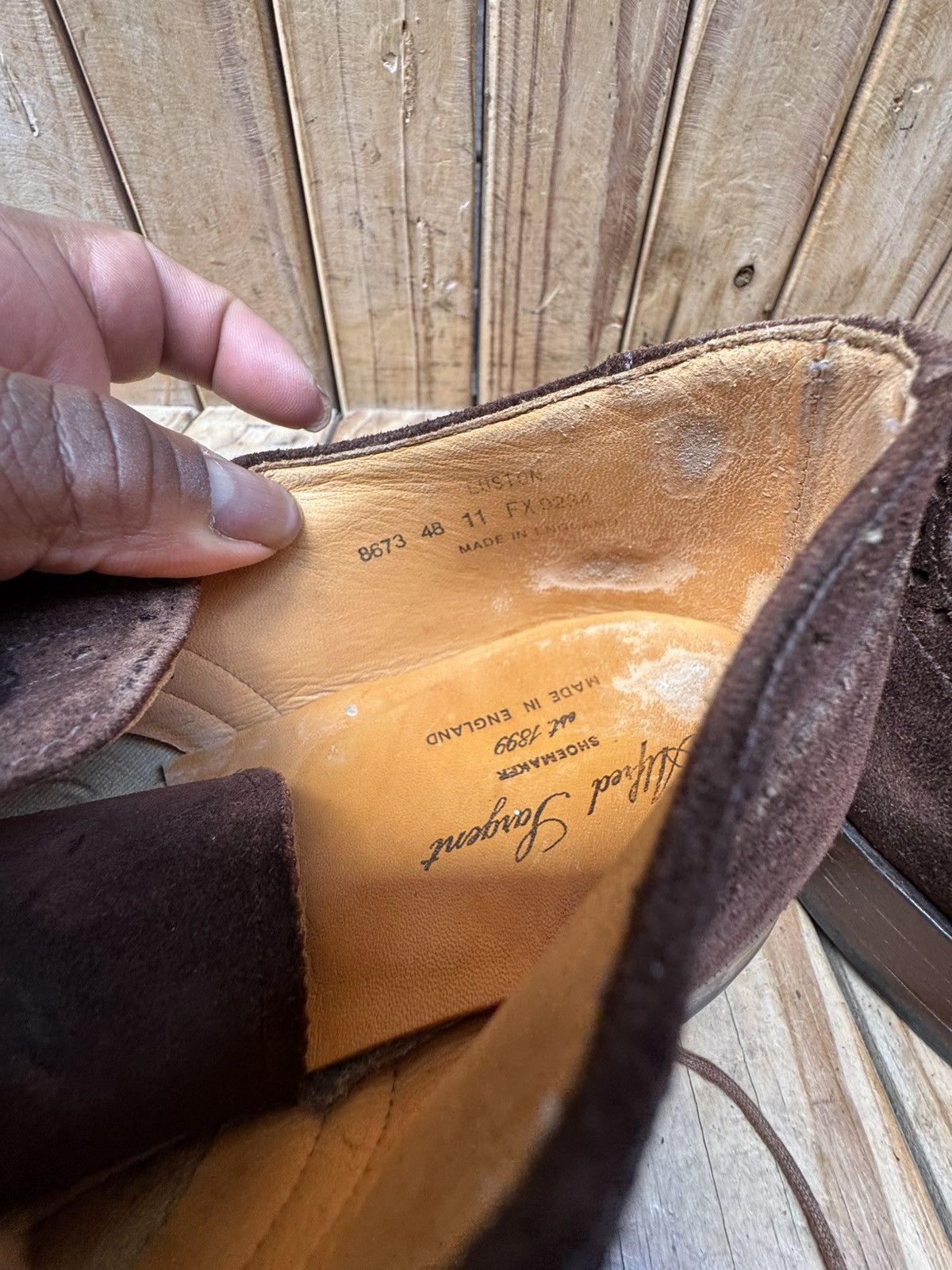 Alfred Sargent Alfred Sargent Brown suede wingtip dress Men’s shoes UK 11 Size US 12 / EU 45 - 18 Thumbnail
