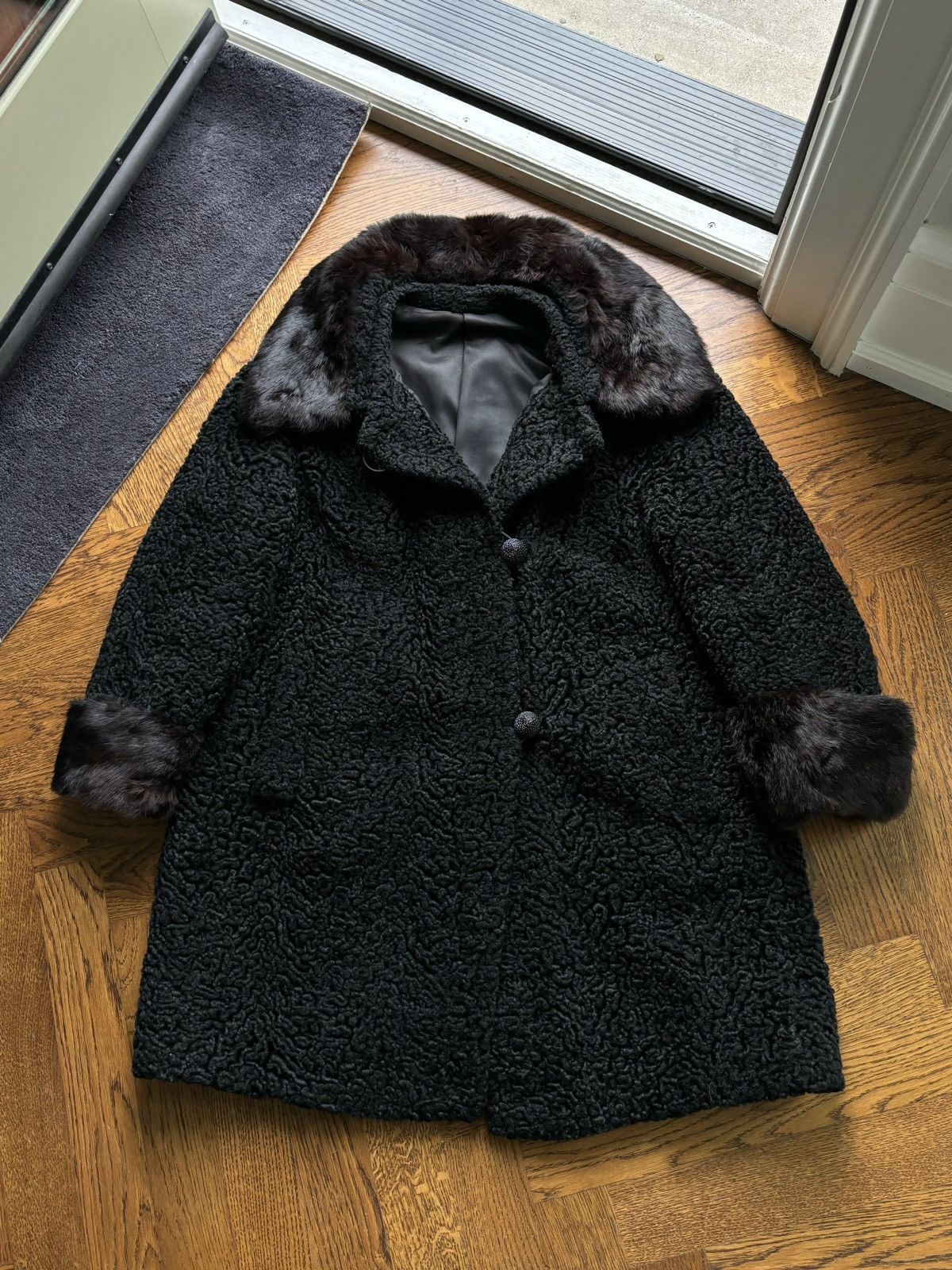 Vintage 1960s Astrakhan Coat Vintage Persian Lamb Wool Fur Trim Pea Size US XS / EU 42 / 0 - 3 Thumbnail