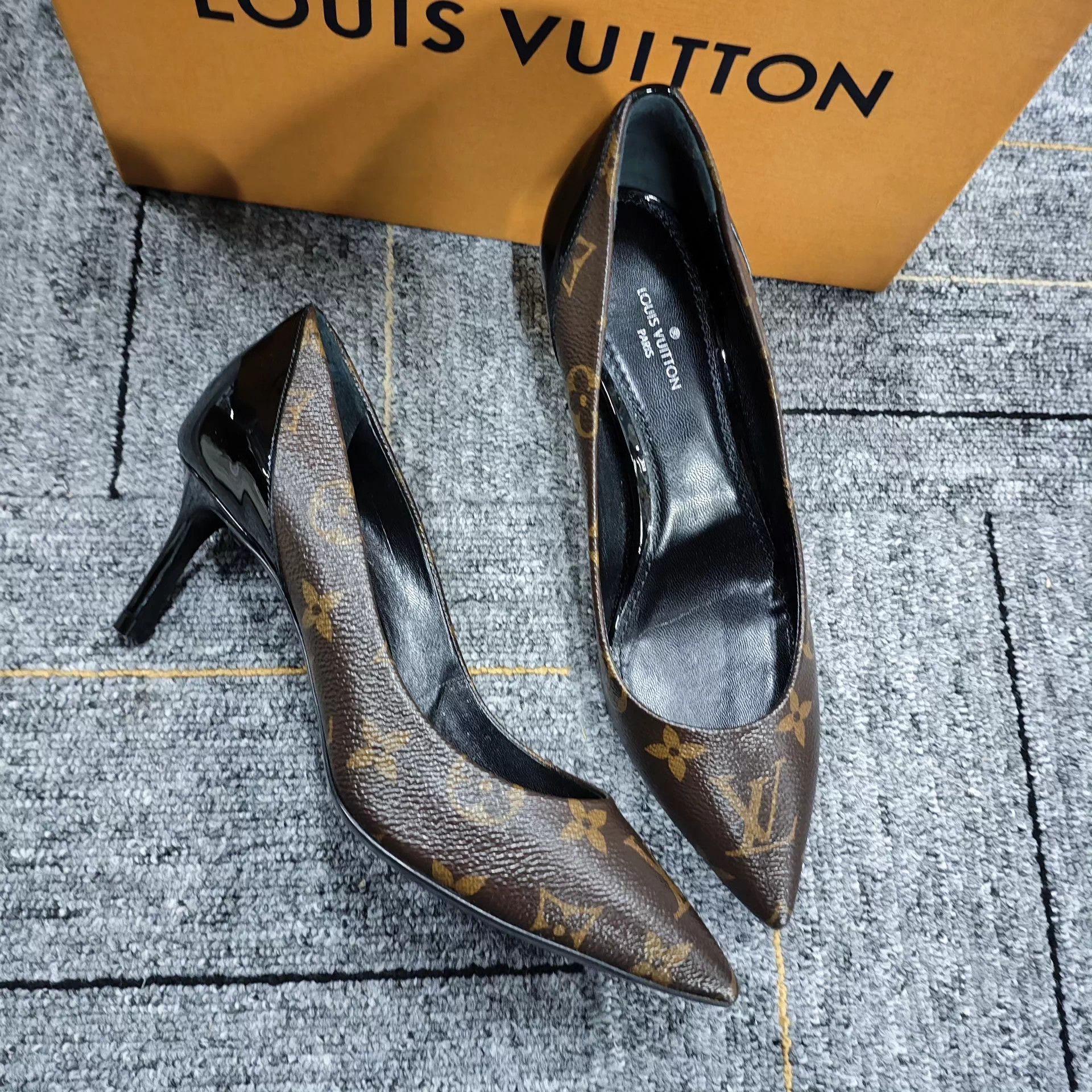 Louis Vuitton LV Monogram All-Over Print Women's High Heels Size US 4.5 / IT 34.5 - 9 Thumbnail
