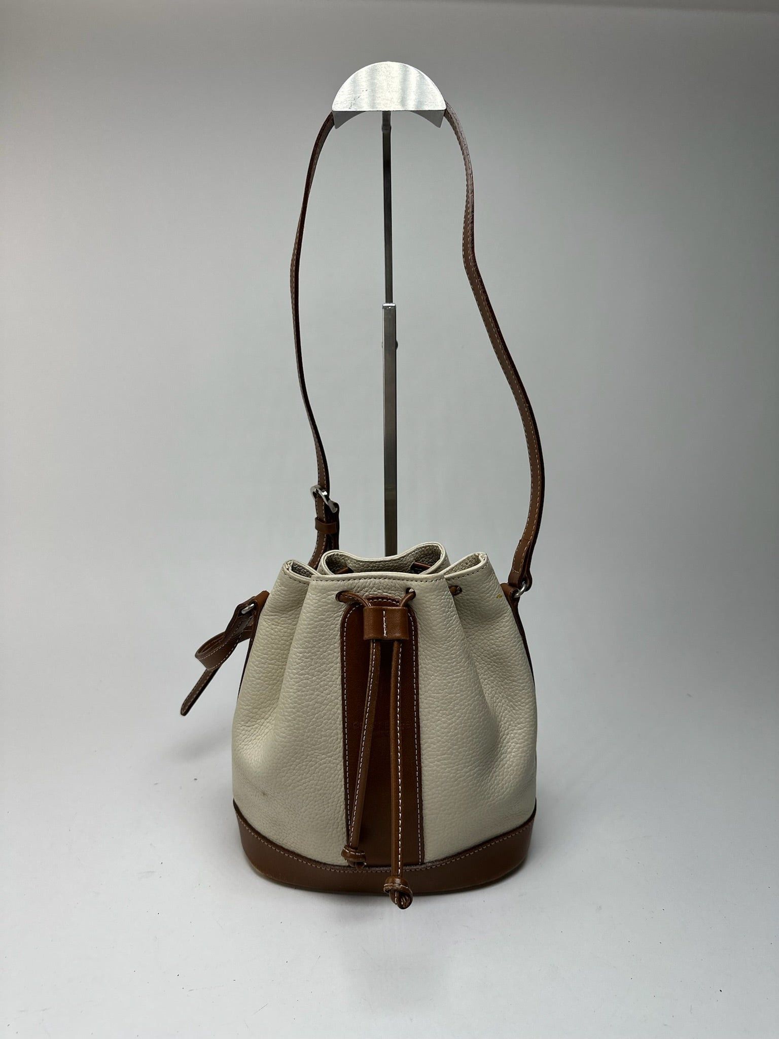 Courreges Vintage leather Bucket bag white brown Size ONE SIZE - 1 Thumbnail