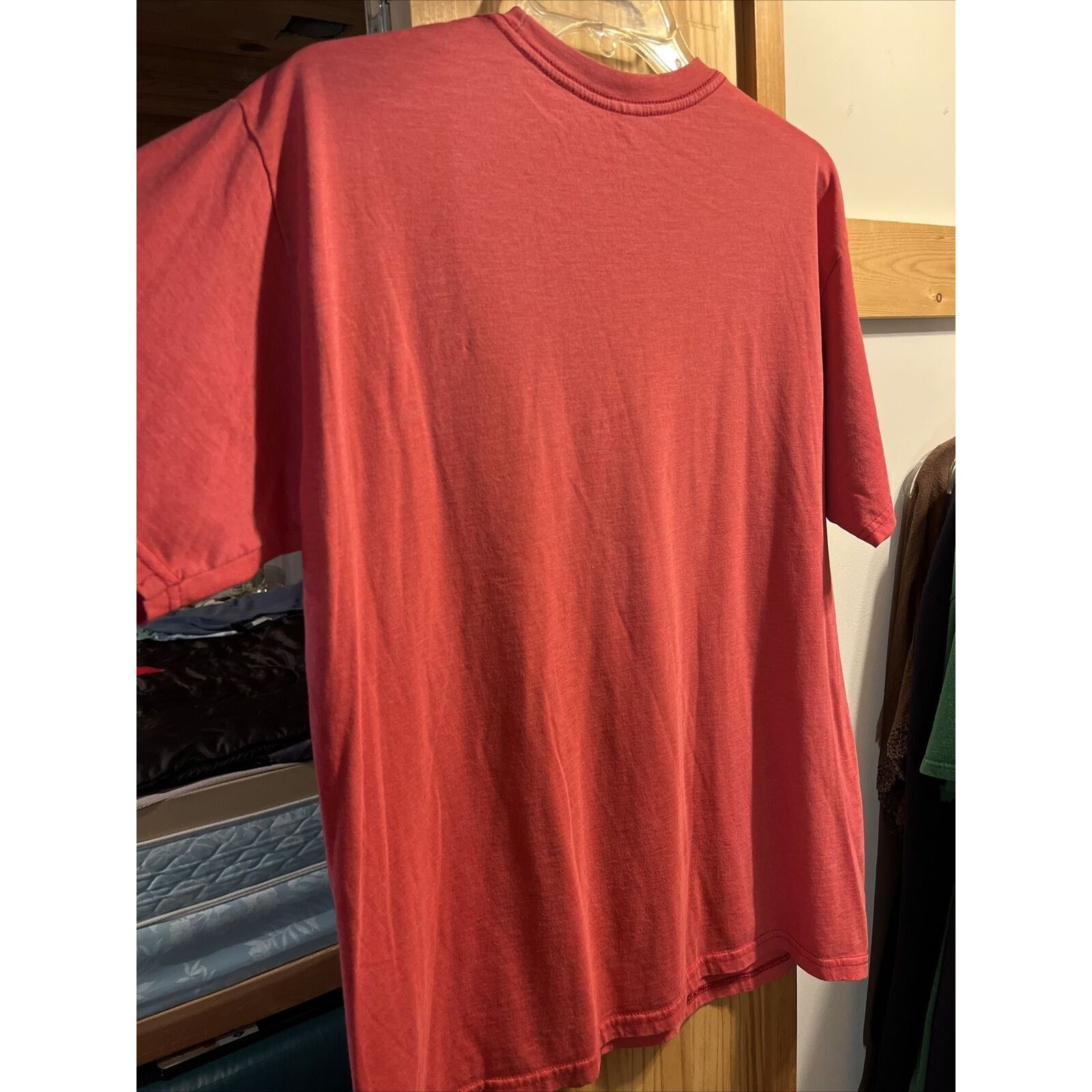 Quiksilver Quicksilver Men’s L Red SS Cotton The Mountain Wave T-Shirt Size US L / EU 52-54 / 3 - 10 Thumbnail