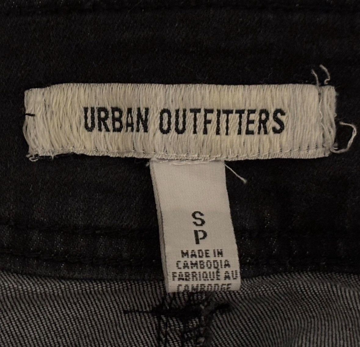 Urban Outfitters Urban Outfitters Mini Cargo Skirt Size 25" / US 0 / IT 36 - 3 Thumbnail