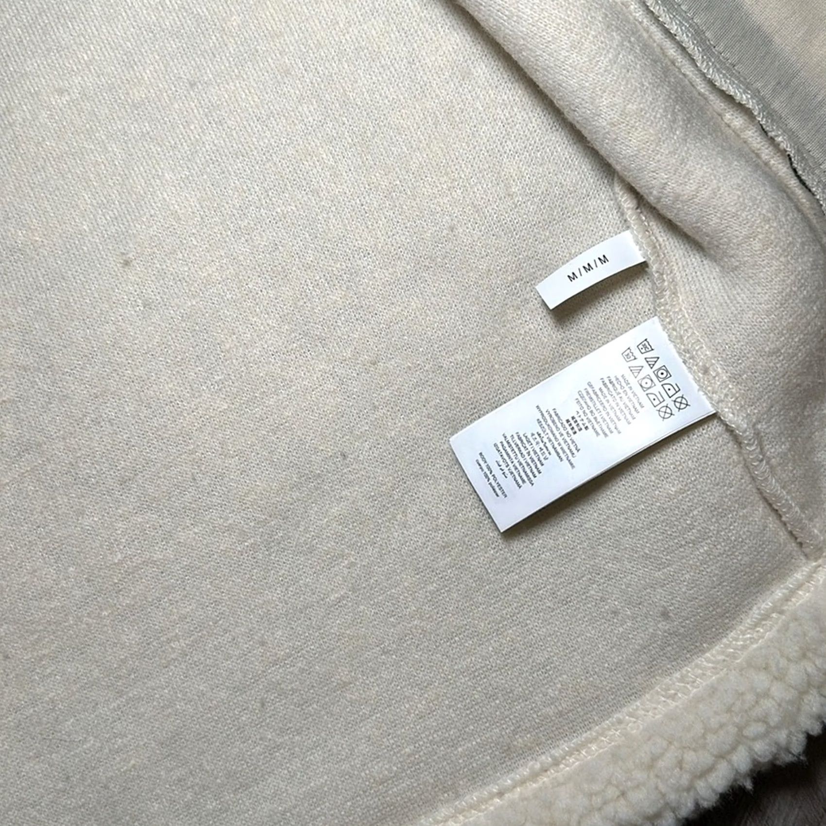 Michael Kors Michael Kors Vest Bomber Jacket Men Medium Sherpa Faux Leather Lined Cream Color NWT Bone Brown Polyester 100% Size US M / EU 48-50 / 2 - 8 Thumbnail