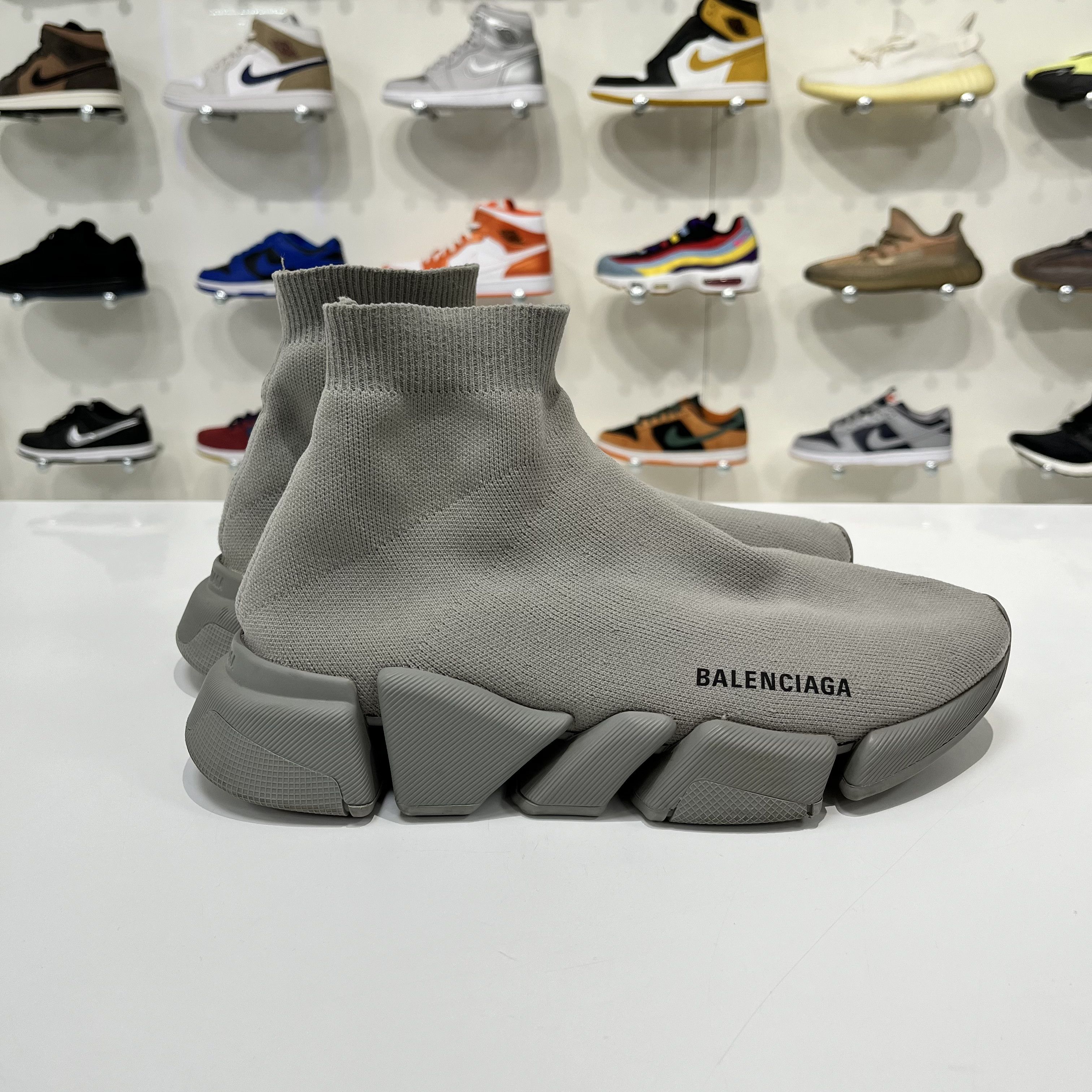 Balenciaga Balenciaga Speed 2.0 Grey Size US 7 / EU 40 - 7 Thumbnail