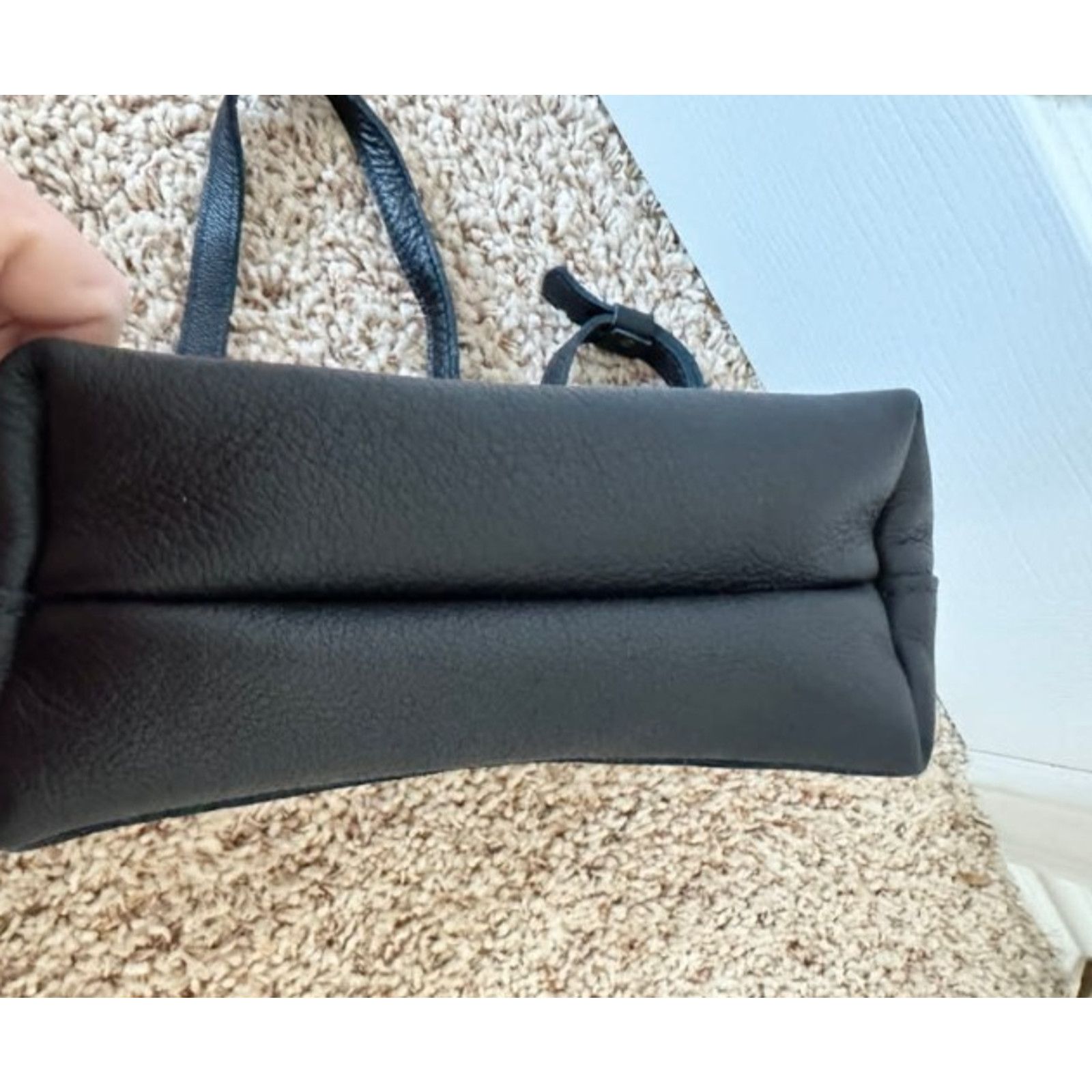 Portland Leather NEW Portland Leather Crossbody Tote Bag Pebble Black Zip MED Size ONE SIZE - 2 Thumbnail