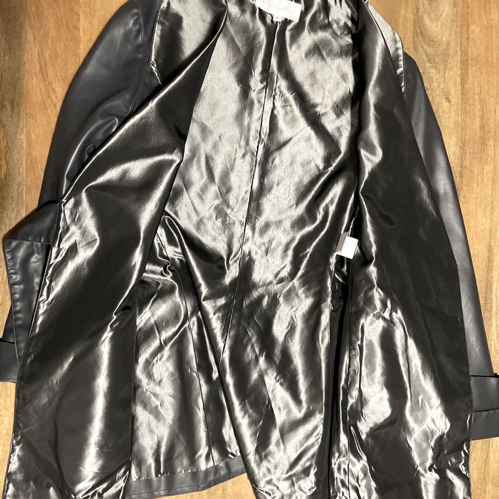 Vintage Marie Saint Pierre Jacket Womens Size 2 Belted PVC Dark Gray Party/Cocktail Casual Business Travel Long Sleeve Tie Belted Leather? No PVC Size XS / US 0-2 / IT 36-38 - 2 Thumbnail