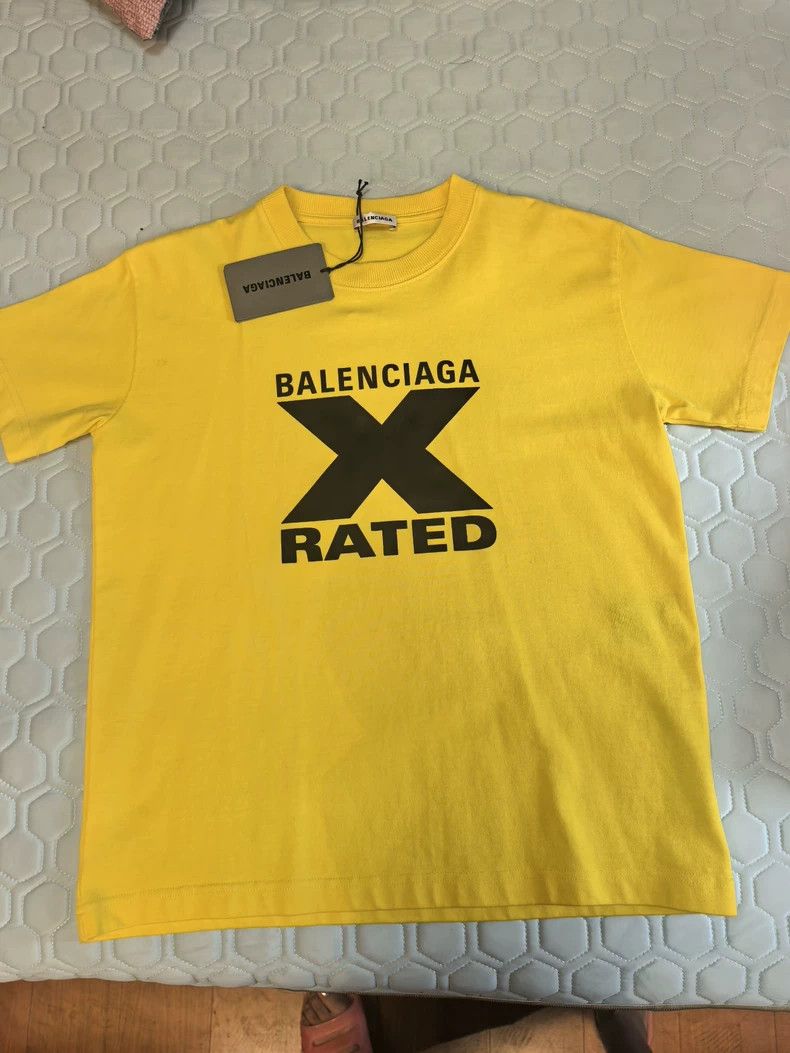 Balenciaga Balenciaga Yellow short sleeve T-shirt Size US M / EU 48-50 / 2 - 1 Thumbnail