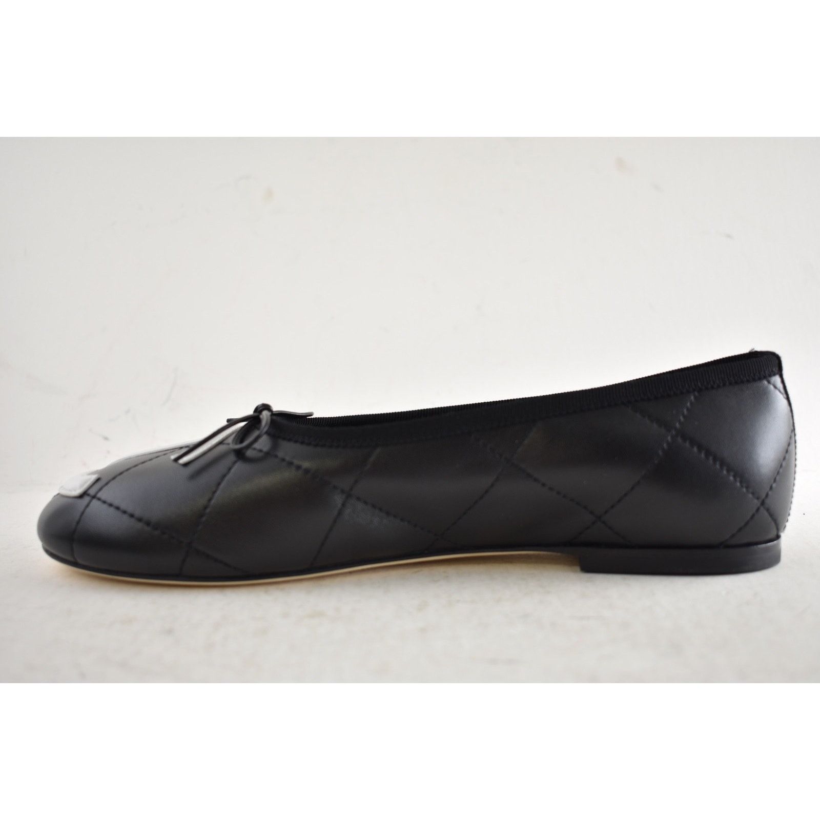Chanel Chanel Coco Beach Black White XL Logo Ballet Flat 38.5 Size US 8.5 / IT 38.5 - 21 Thumbnail