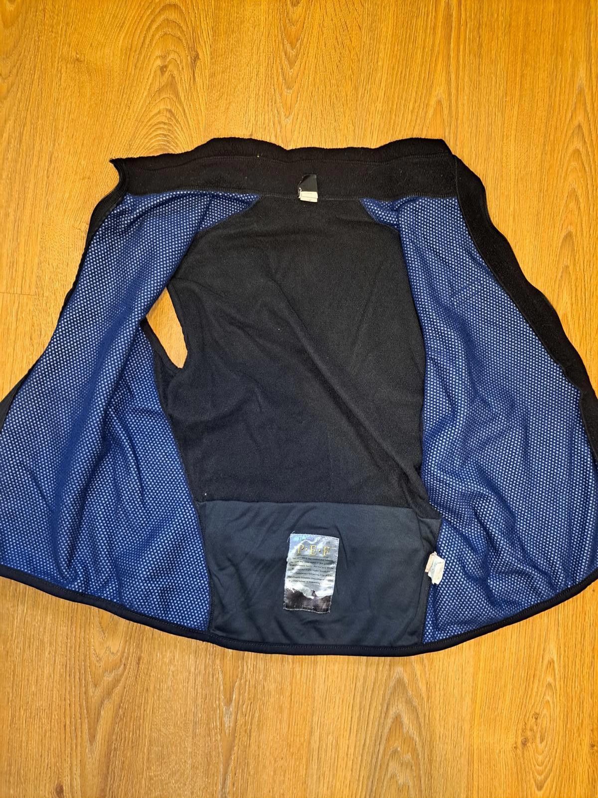 Patagonia VINTAGE Patagonia Vest Fleece Jacket Mens Medium Black Blue Size US M / EU 48-50 / 2 - 5 Thumbnail