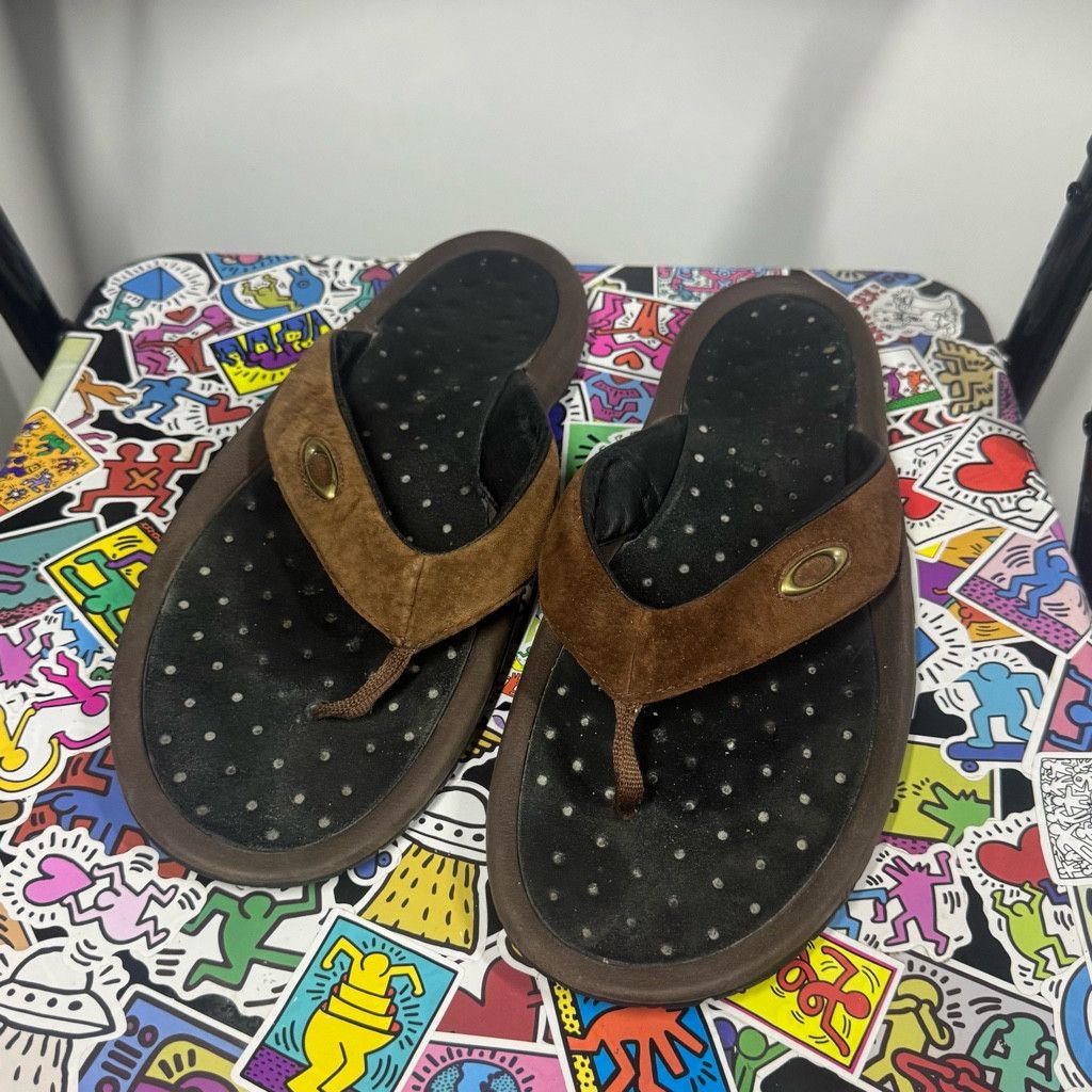 Oakley Oakley Software Brown Leather Flip Flops Size US 12 / EU 45 - 1 Thumbnail