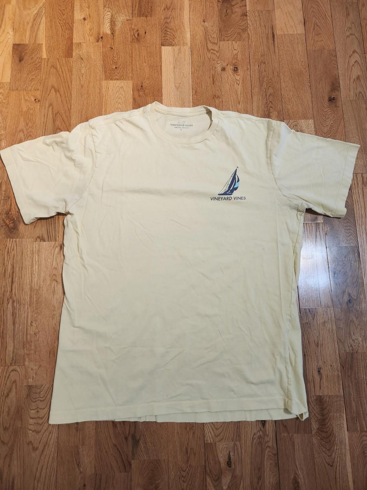 Vineyard Vines Vineyard Vines Graphic Short Sleeve Shirt Yellow Men's L Size US L / EU 52-54 / 3 - 1 Thumbnail