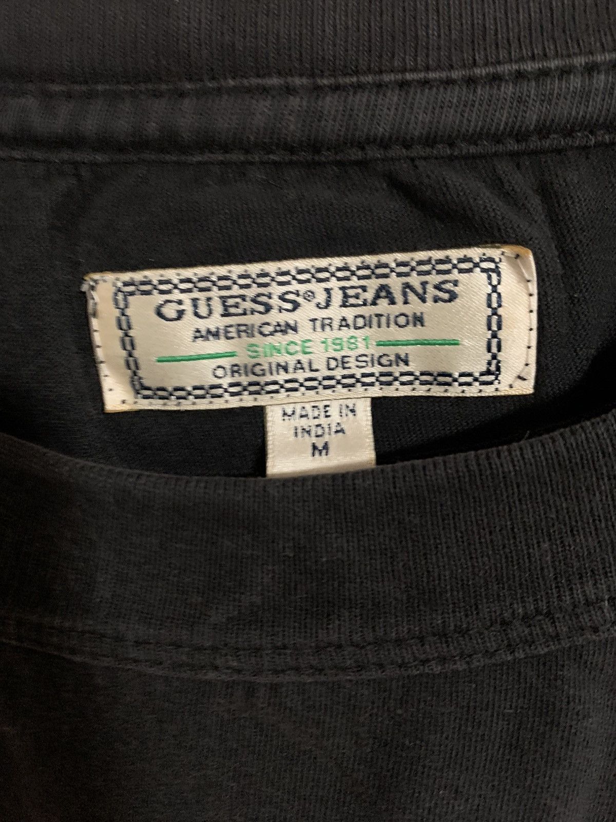 Guess × Vintage Vintage heavyweight guess triangle shirt Size US M / EU 48-50 / 2 - 2 Thumbnail