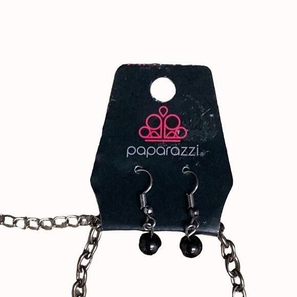 Other Paparazzi black Necklace w/matching Earrings & Red & Silve Size ONE SIZE - 5 Thumbnail