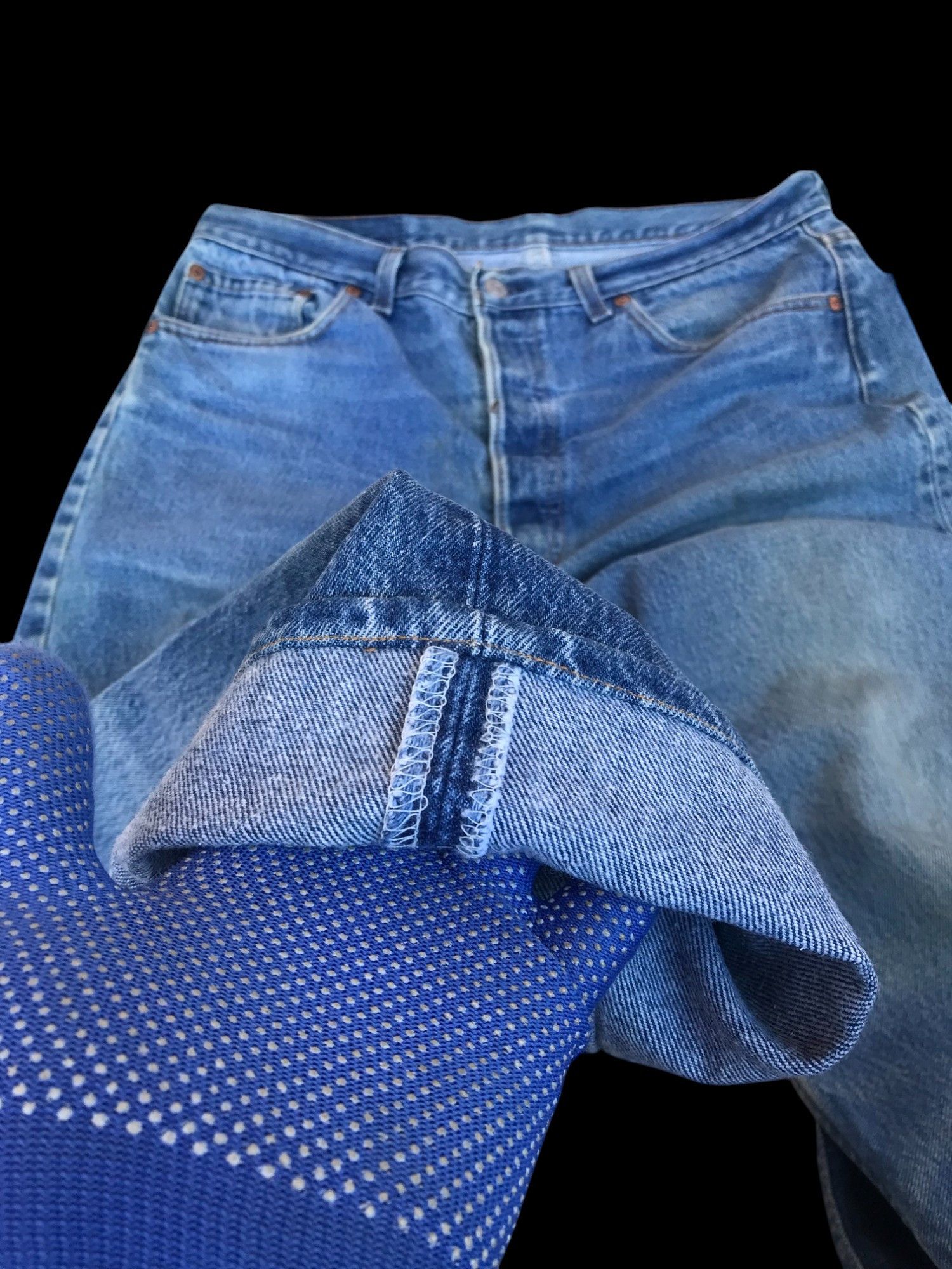 Levi's Vintage 1992 Levis 501xx lightwash dirty jean W34x27 USA Size US 34 / EU 50 - 8 Thumbnail