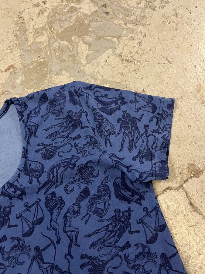 Designer × Dolce & Gabbana × Vintage 2000s Dolce & Gabbana Astrology Ancient Blue T-Shirt Size S / US 4 / IT 40 - 5 Thumbnail