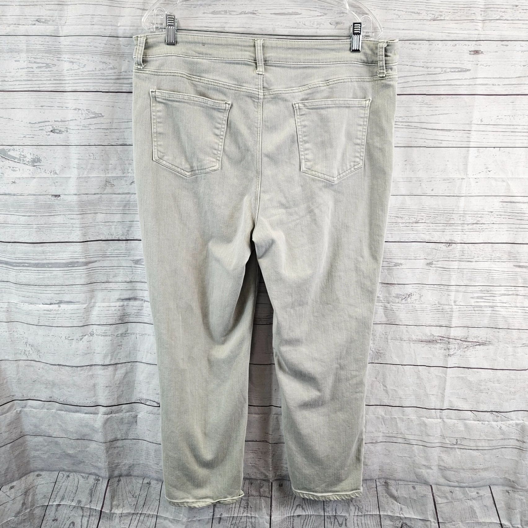 Vintage Chico's Womens So Slimming Girlfriend Slim Leg Crop Jeans Sz 14 Green High Rise Denim Cotton Blend Size 36" / US 14 / IT 50 - 3 Thumbnail