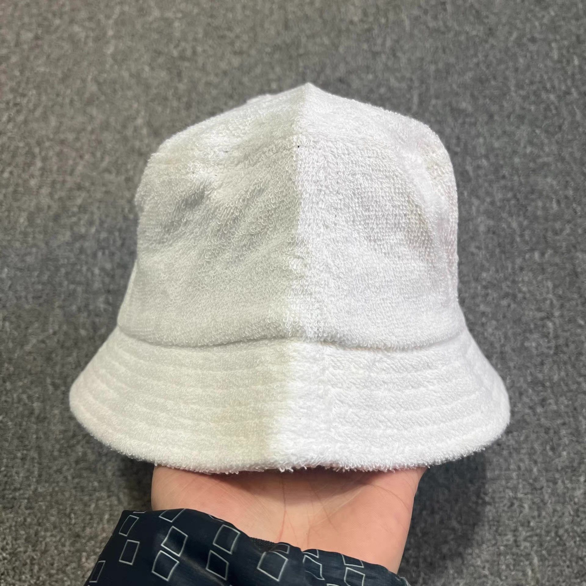 Alife Alife® Teddy Towel Short Plush Embroidered Bucket Hat Q7 Size ONE SIZE - 4 Thumbnail