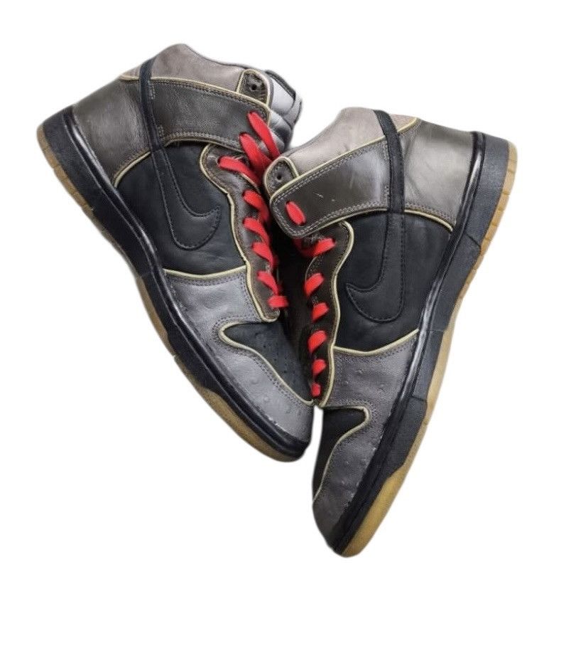 MF Doom × Nike Nike SB Dunk High MF DOOM Size US 9.5 / EU 42-43 - 2 Thumbnail