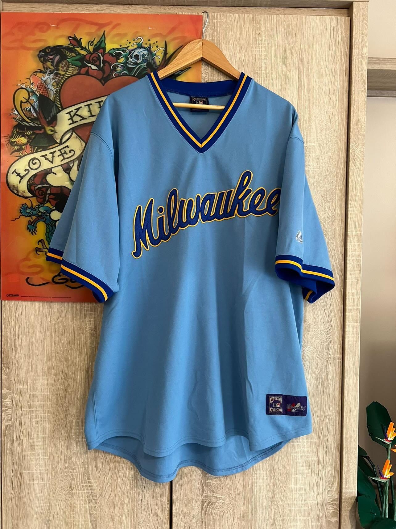 Cooperstown Collection Majestic Cooperstown Collection Milwaukee Brewer jersey Size US XXL / EU 58 / 5 - 1 Thumbnail