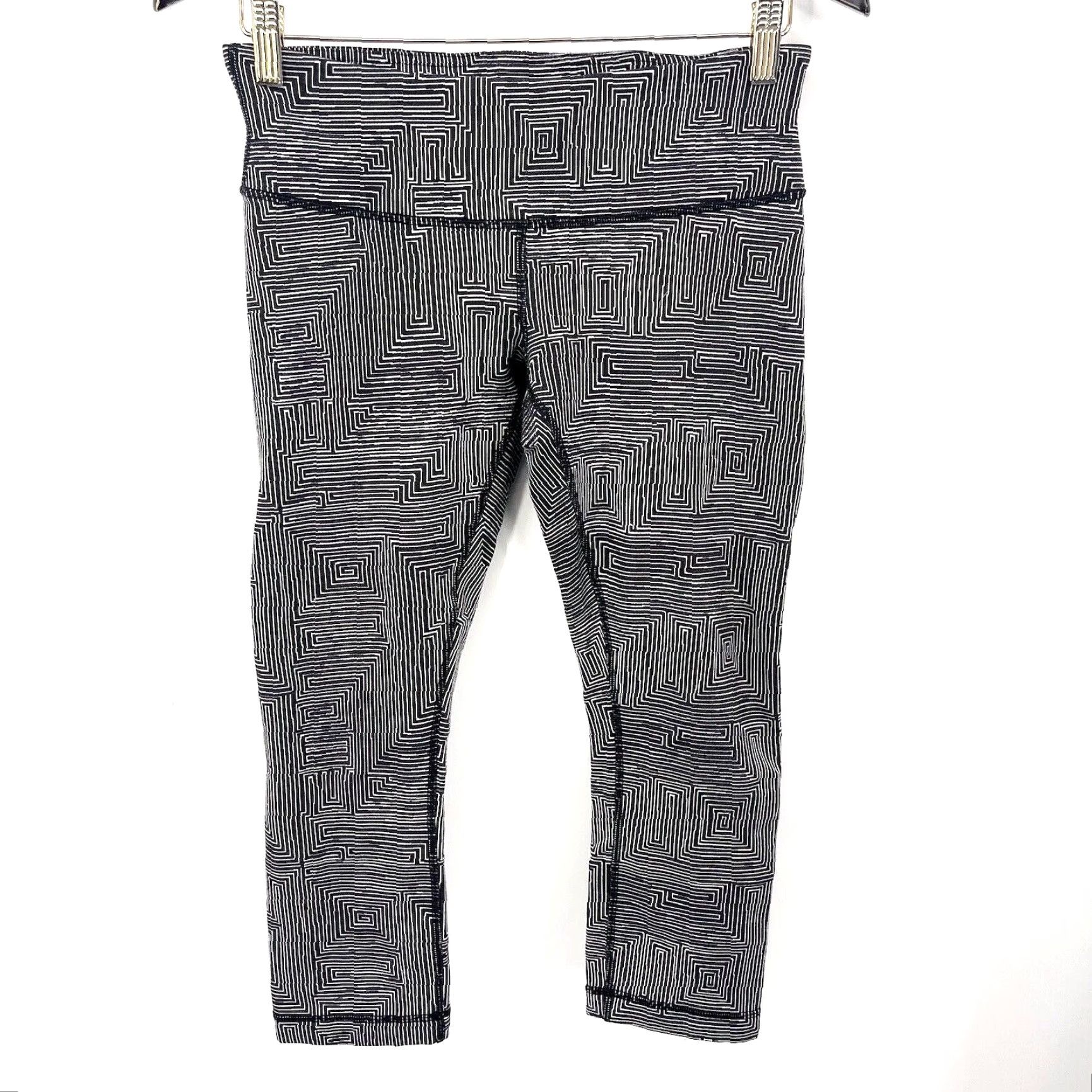 Lululemon Lululemon Wunder Under Crop Pants Womens 6 III Maze Jacquard Leggings Athletic Gray Geometric Cropped Activewear Regular Size 6 Womens Size 28" / US 6 / IT 42 - 2 Thumbnail