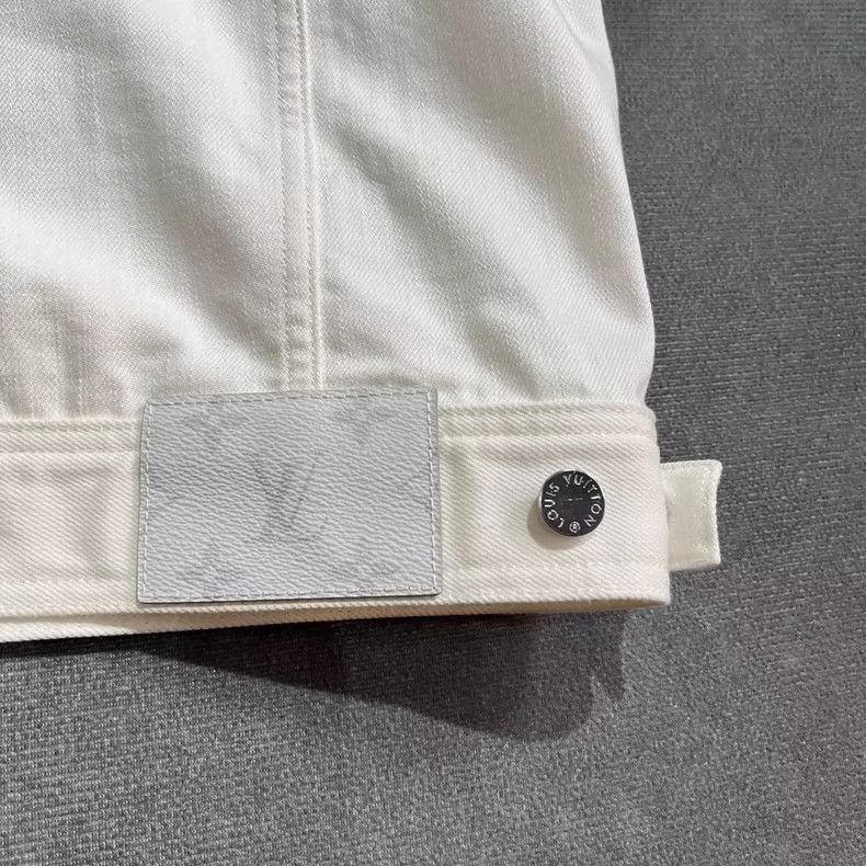 Louis Vuitton Louis Vuitton White astronaut denim jacket 2504-Nextarrow Size US L / EU 52-54 / 3 - 6 Thumbnail