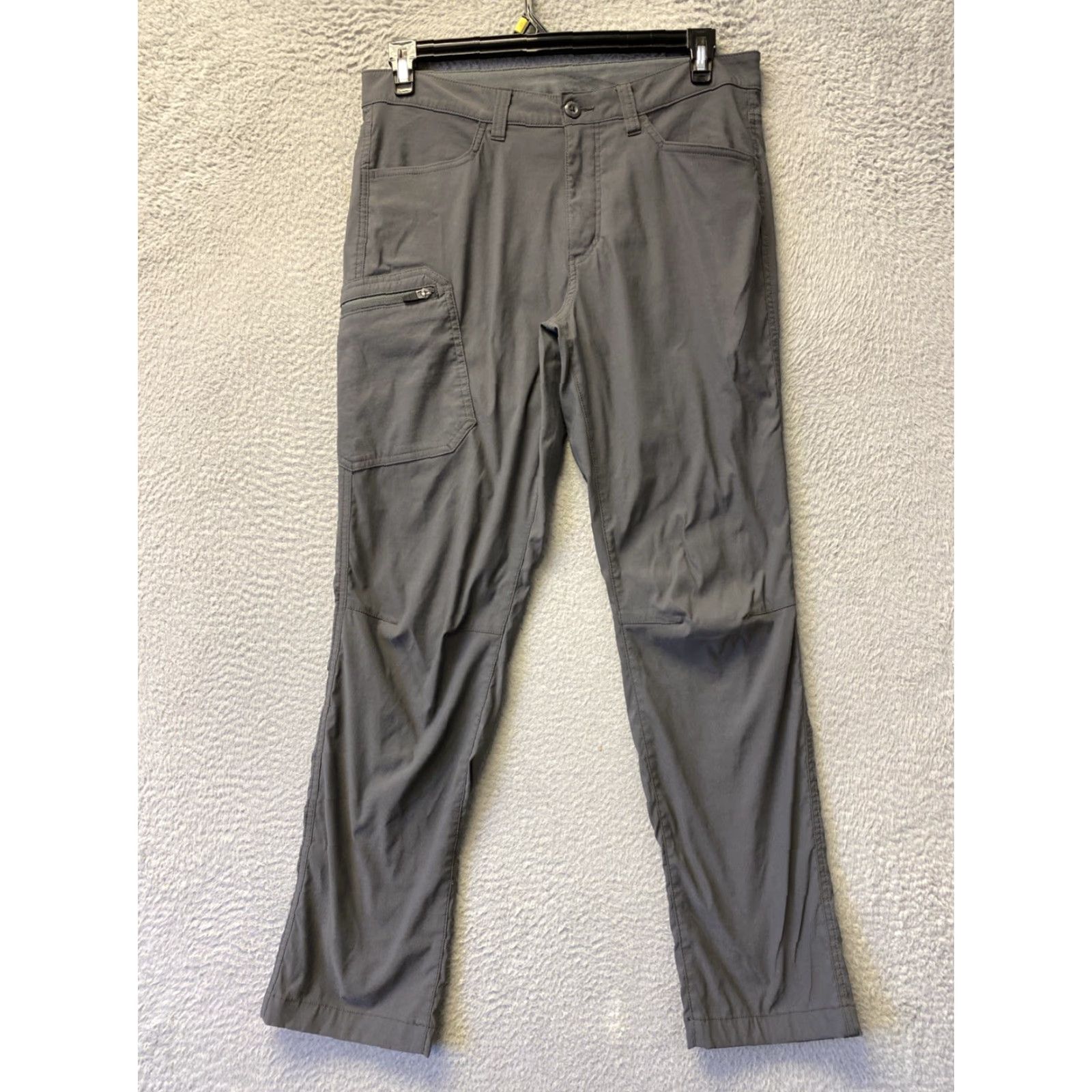 Eddie Bauer Eddie Bauer Stretch Pants Mens 32x32 Dark Gray Chino Straight Regular 5-Pocket Travel Hiking Casual Logo Zipper Front Flat Size US 32 / EU 48 - 2 Thumbnail