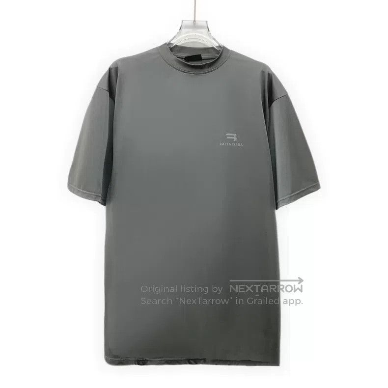 Balenciaga Balenciaga Gray logo round neck short sleeve T-shirt Size US S / EU 44-46 / 1 - 1 Thumbnail