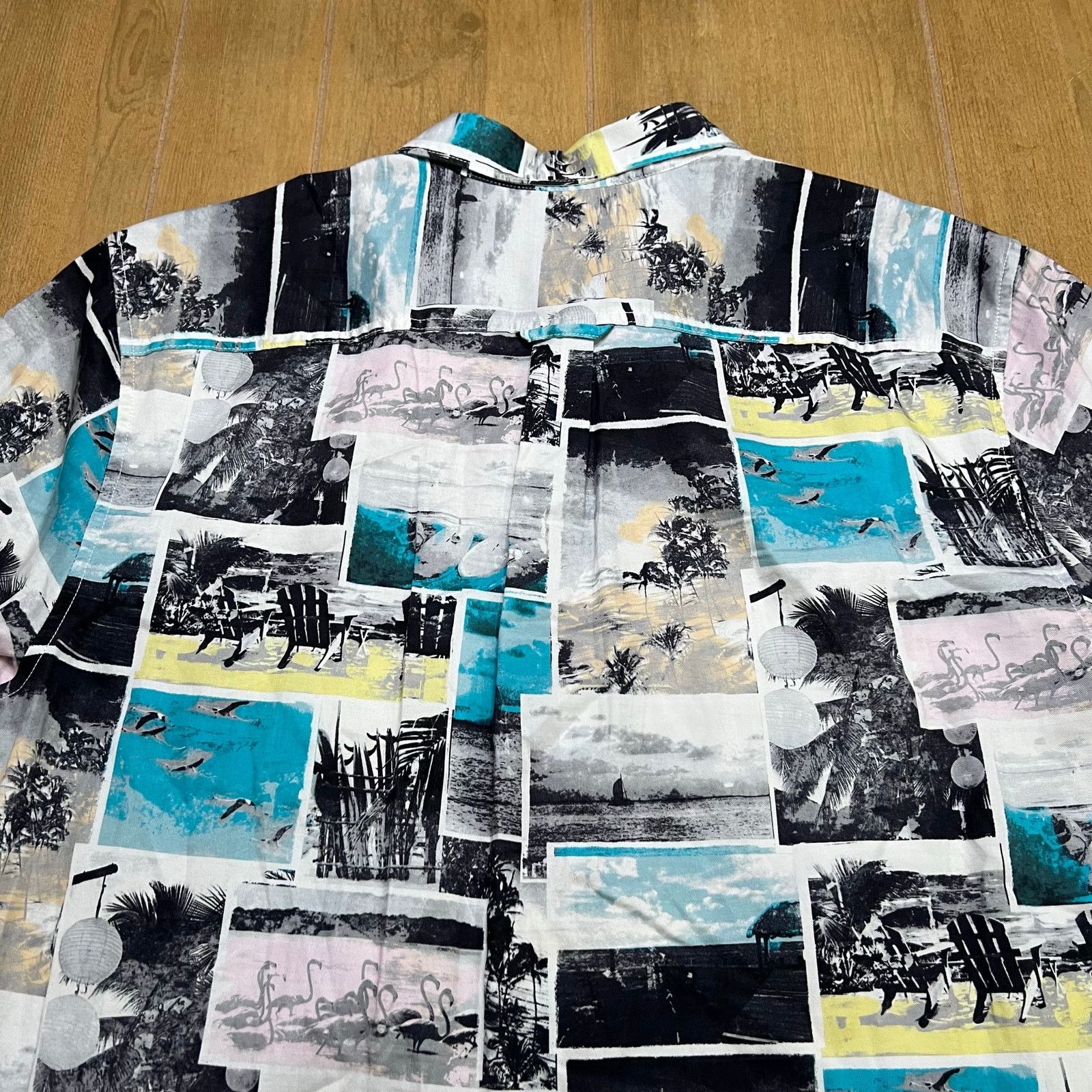 Tommy Bahama Tommy Bahama Tortola Camp Shirt Mens XXL Beach Photo Print Size US XXL / EU 58 / 5 - 13 Thumbnail