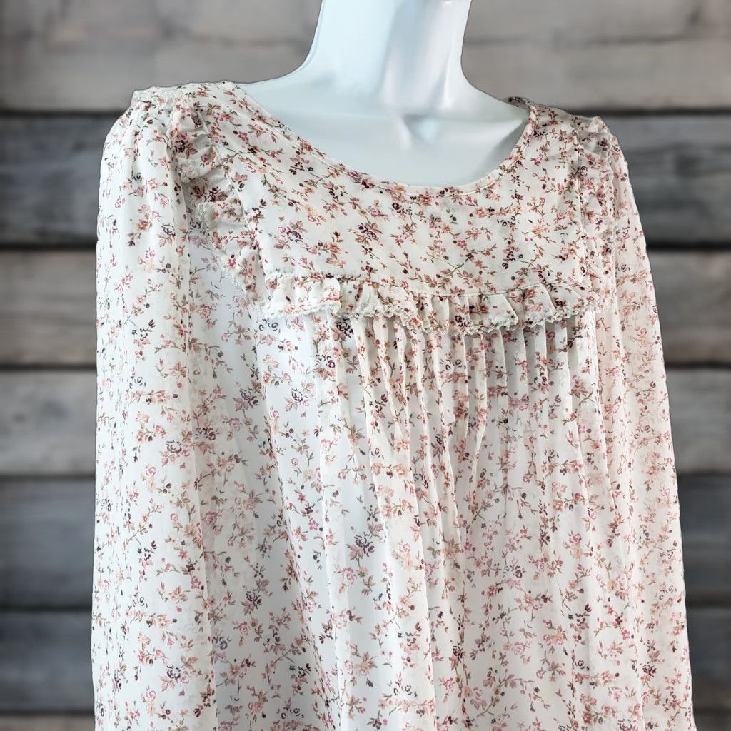 Gap Gap Blouse Pink White Floral Long Sleeve Ruffle Sheer Women’s Sz S Regular Size Small Shirt Size S / US 4 / IT 40 - 1 Thumbnail