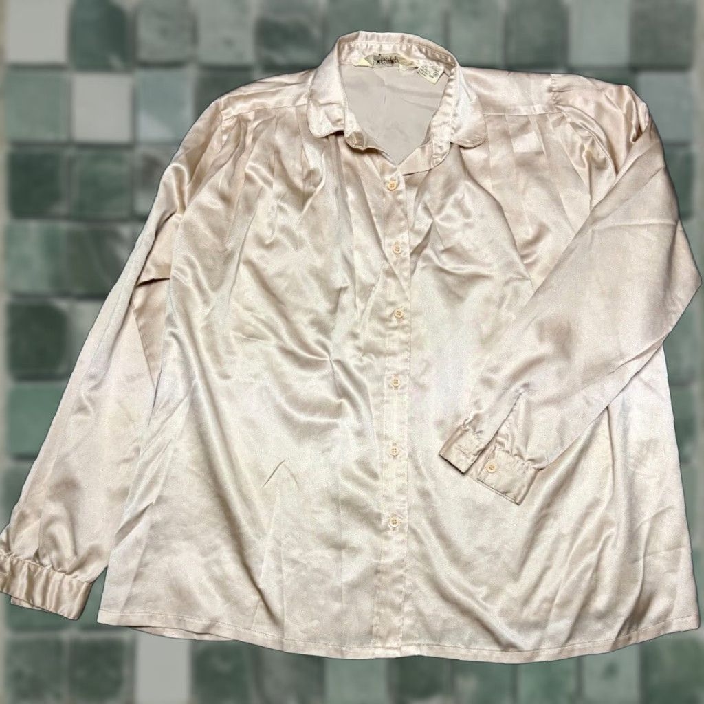 Pinko Nortons Point Pajama Top Womens Size 8 Pink Satin Polyester Button Up PJ Shirt Size M / US 6-8 / IT 42-44 - 1 Thumbnail