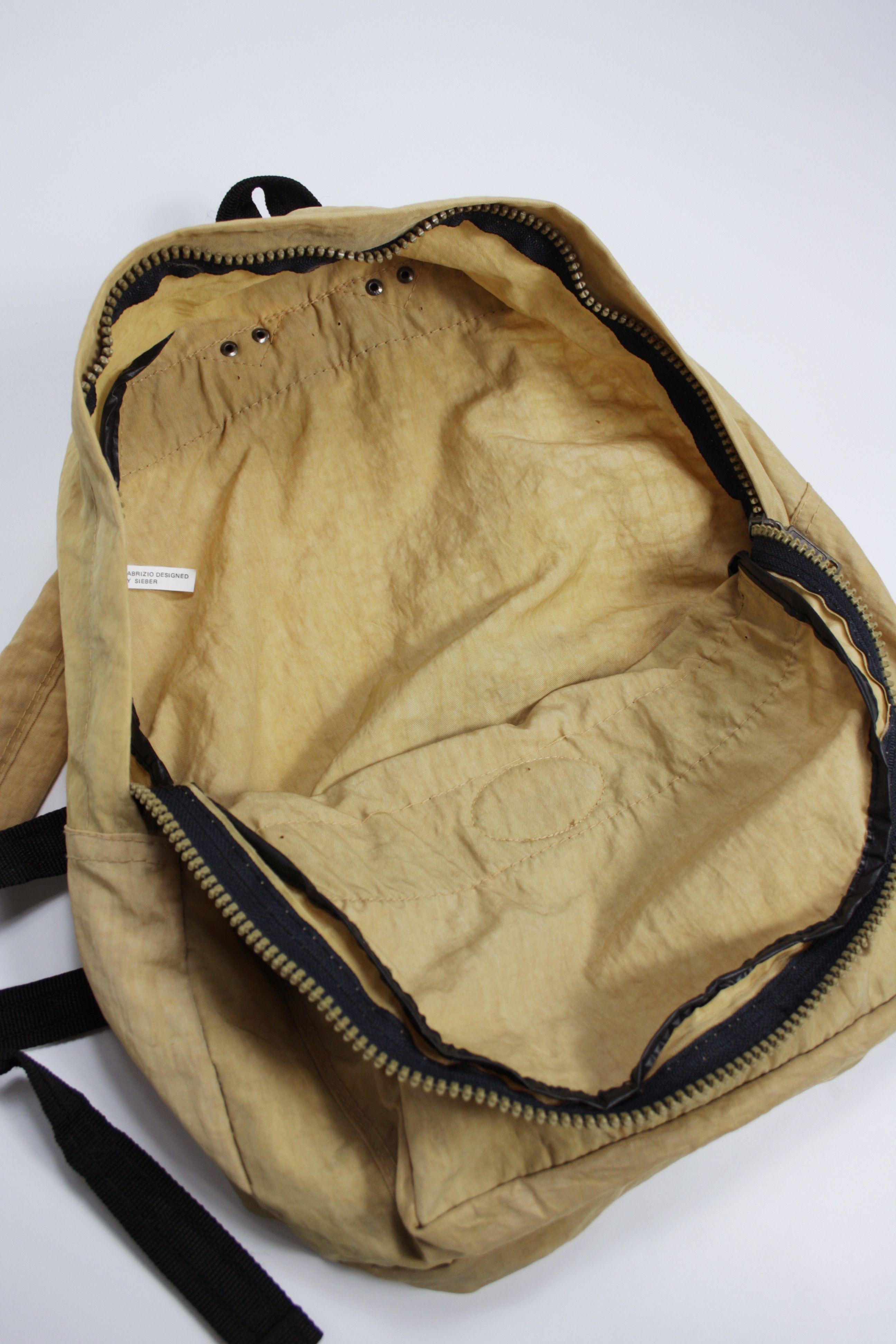 Vintage Fabrizio 90s Vintage Nylon Hook & Eye Backpack Bag Size ONE SIZE - 10 Thumbnail