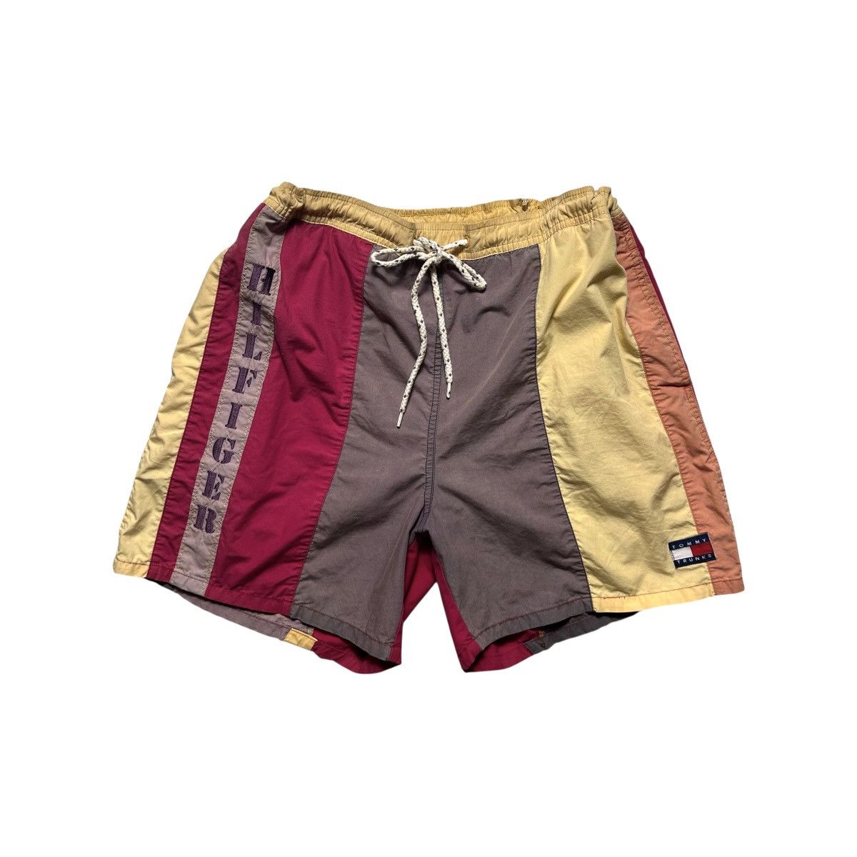 Tommy Hilfiger Vintage Tommy Hilfiger Embroidered Logo Shorts Size US 34 / EU 50 - 1 Thumbnail