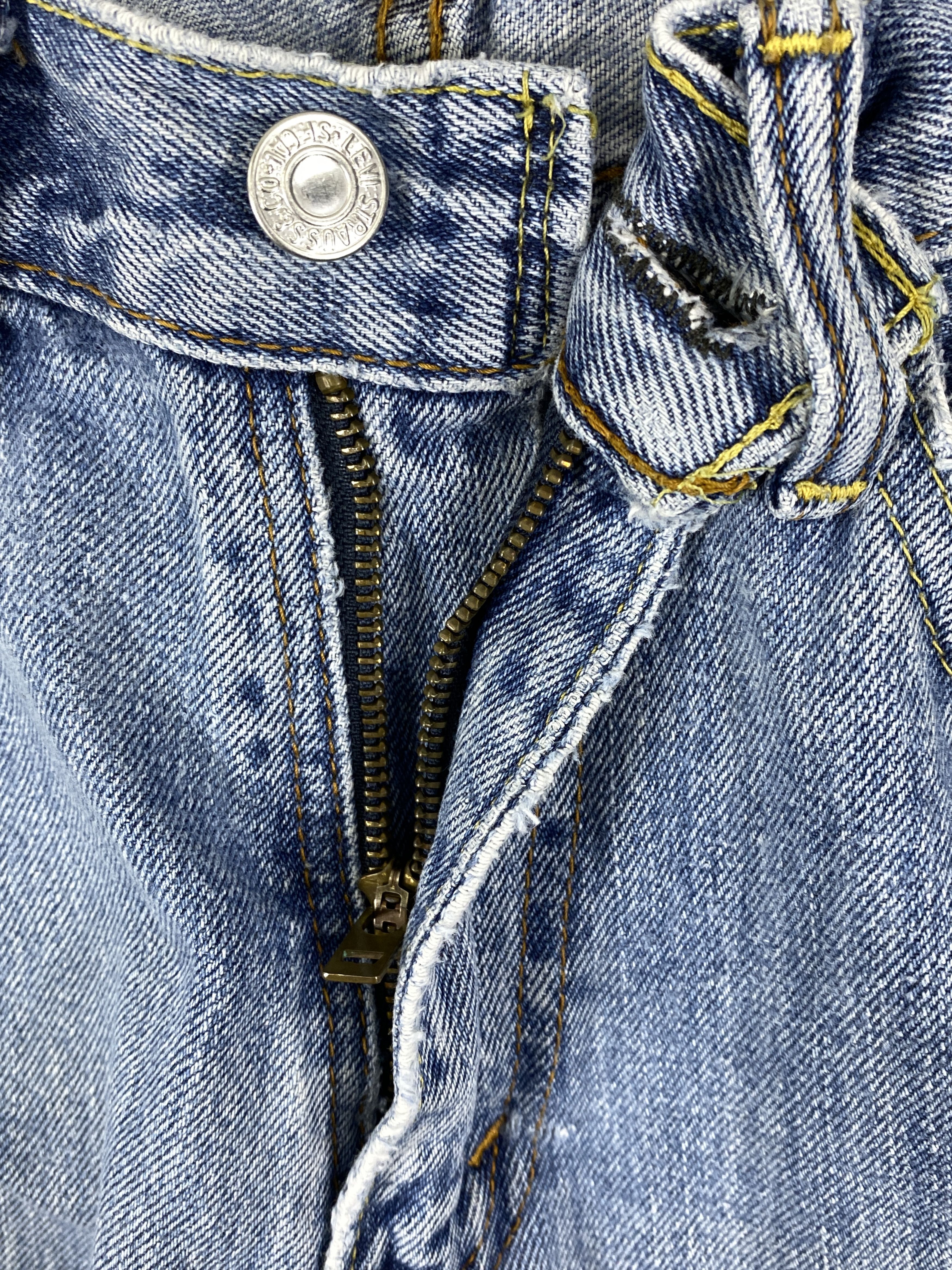 Levi's Light Blue Wash Vintage Levi's 505 Jeans 32x31 Denim -JN1818 Size US 32 / EU 48 - 6 Thumbnail