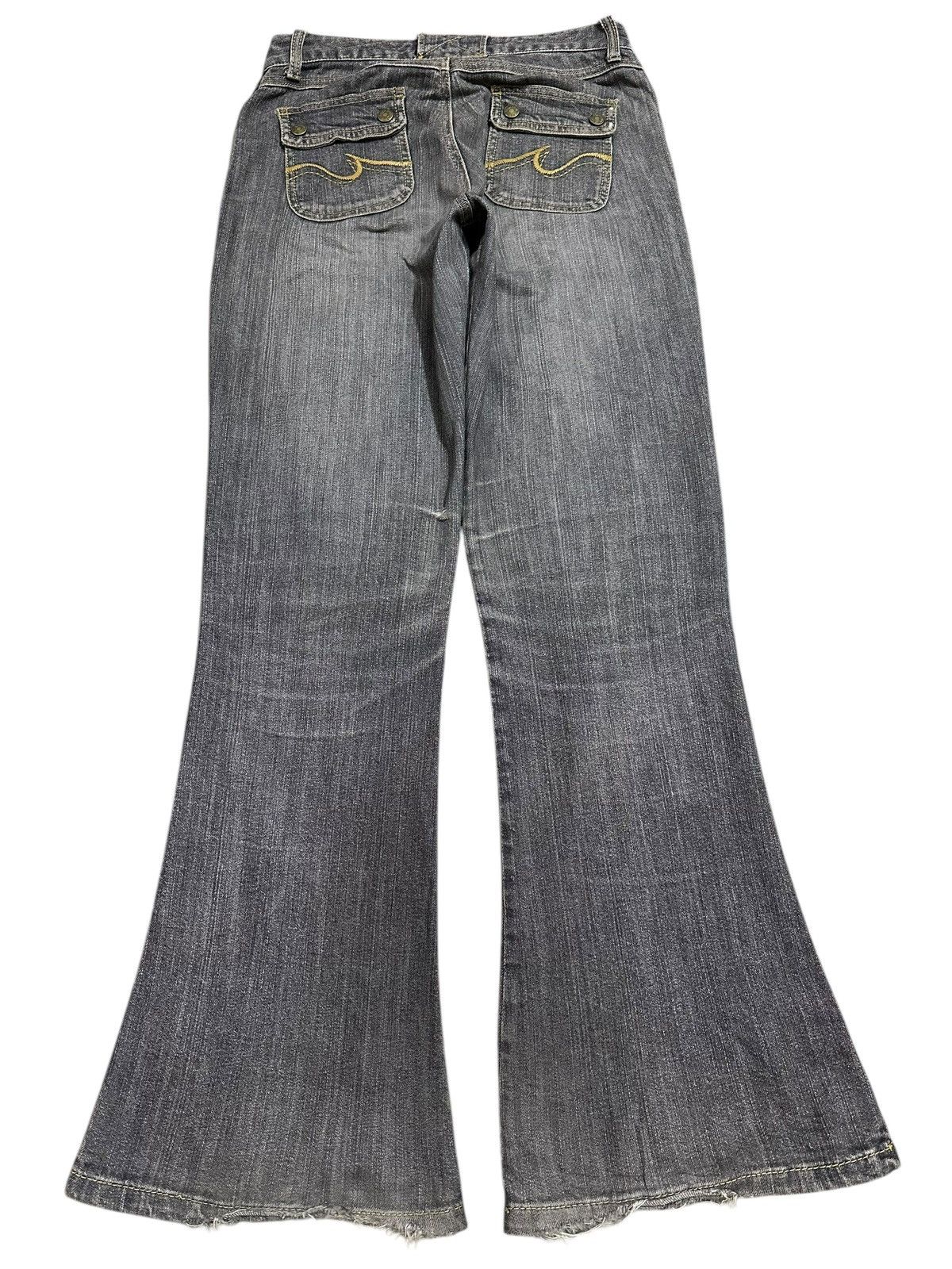 Japanese Brand Vintage Japanese Brand Faded Wash Style Flare Jeans Size US 28 / EU 44 - 2 Thumbnail