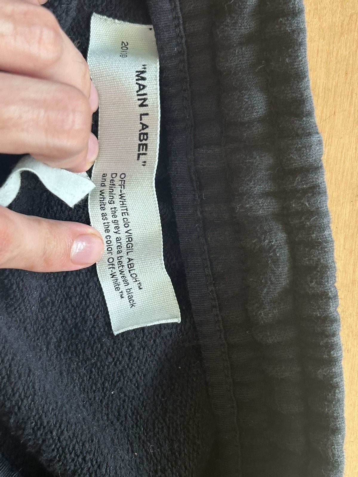 Off-White Off-White black waterfall graphic sweat shorts Size US 29 - 4 Thumbnail