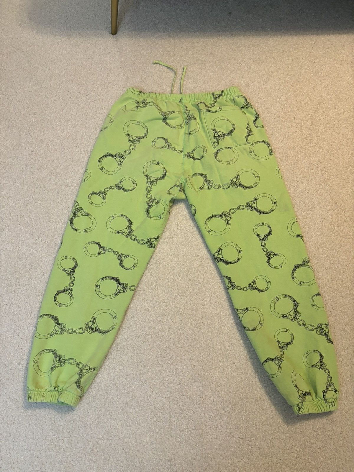 Supreme Supreme Handcuffs Sweatpants Bright Green Size US 36 / EU 52 - 7 Thumbnail