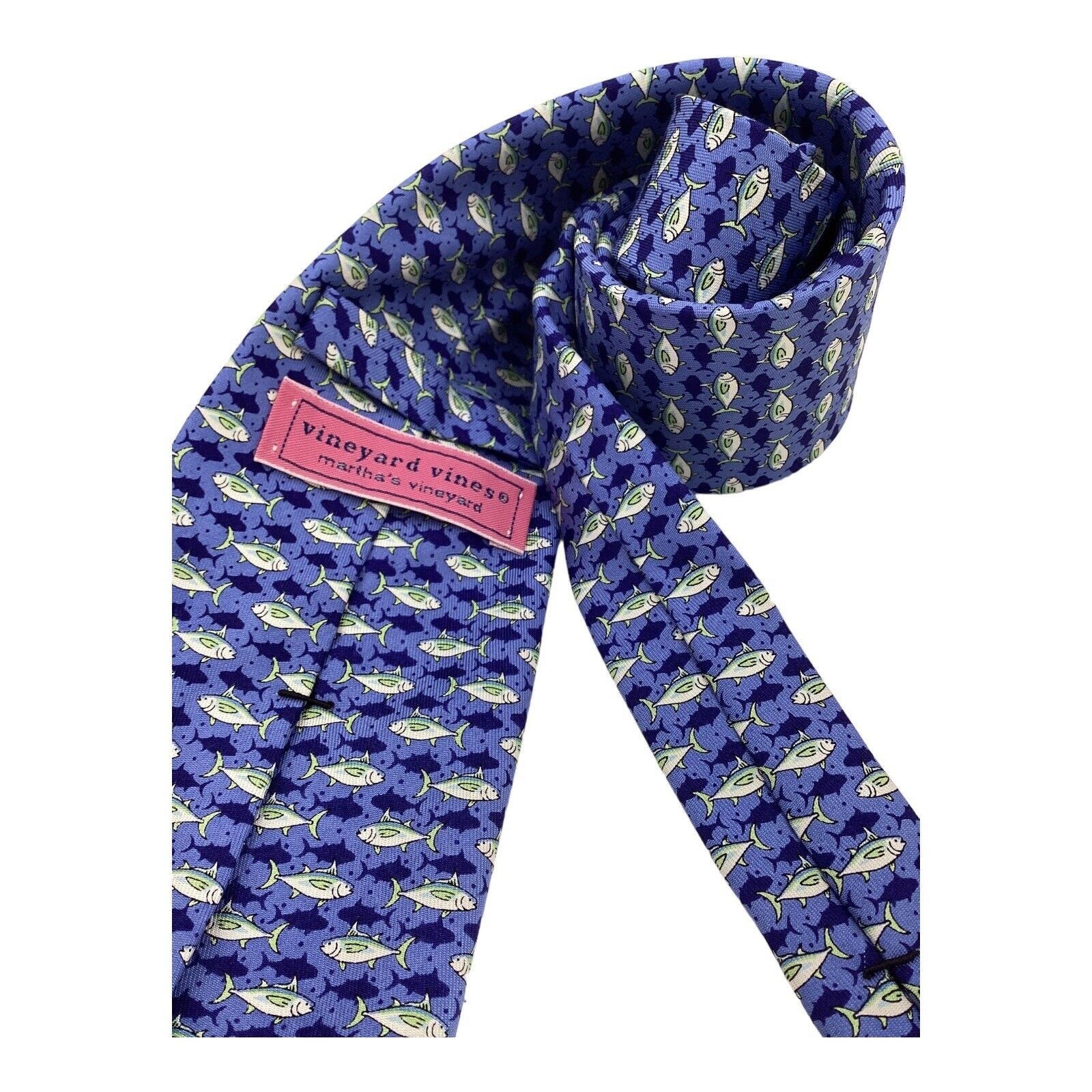 Vineyard Vines VINEYARD VINES Blue Fish Print Silk Tie Hand Made In USA W: Size ONE SIZE - 3 Thumbnail