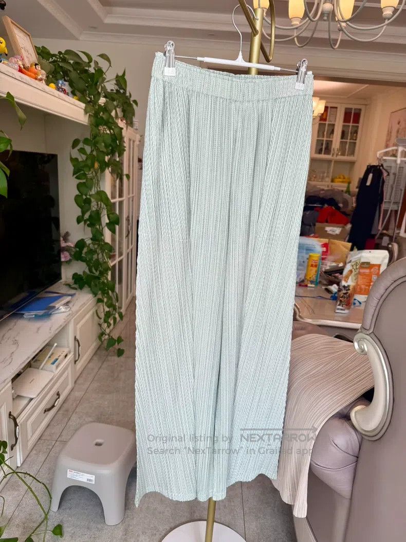 Issey Miyake Issey Miyake size:5 Light Green Straight - Leg Wide - Leg Size 31" - 2 Thumbnail