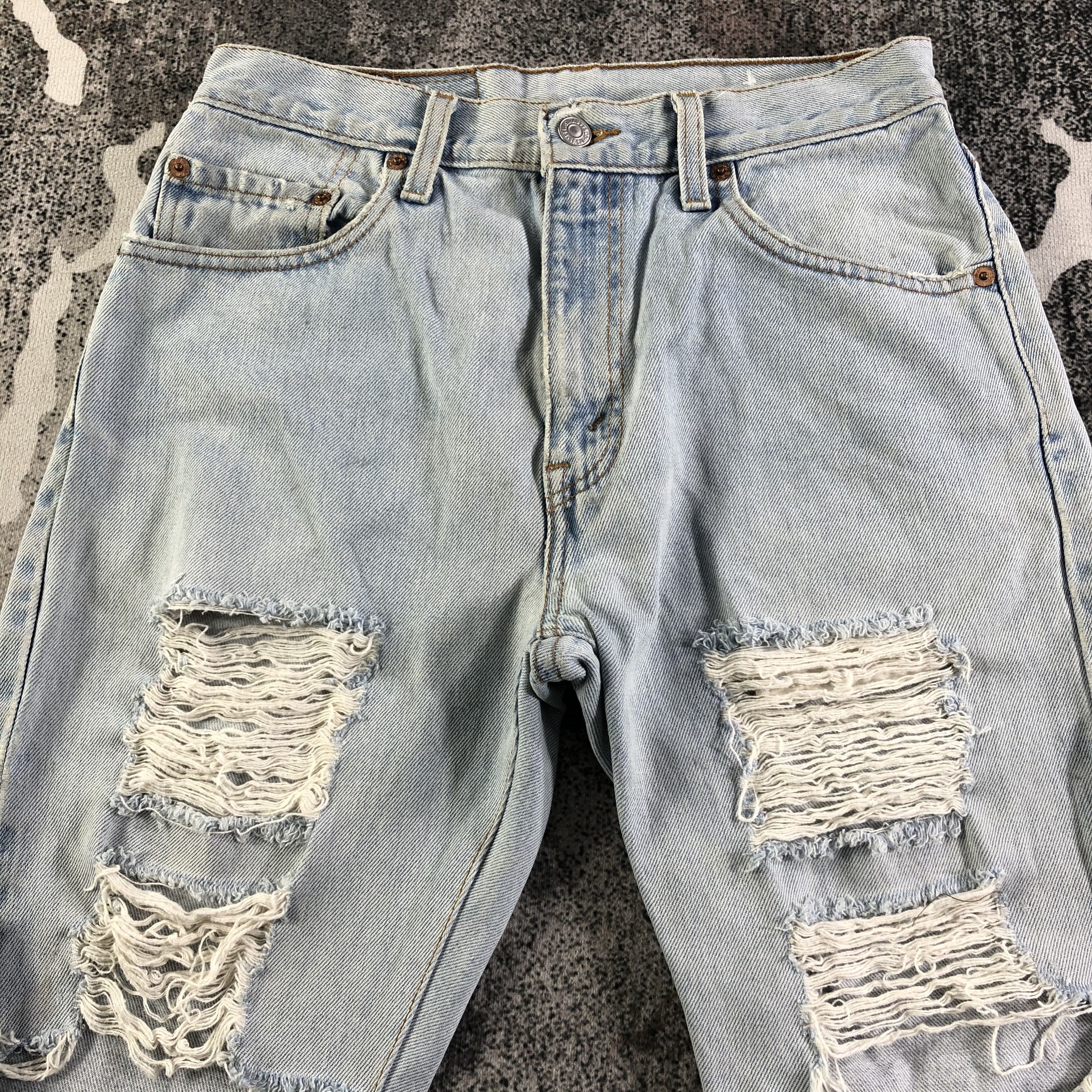 Levi's Vintage Levis 505 Jeans Ripped Denim KJ2293 Size US 28 / EU 44 - 3 Thumbnail