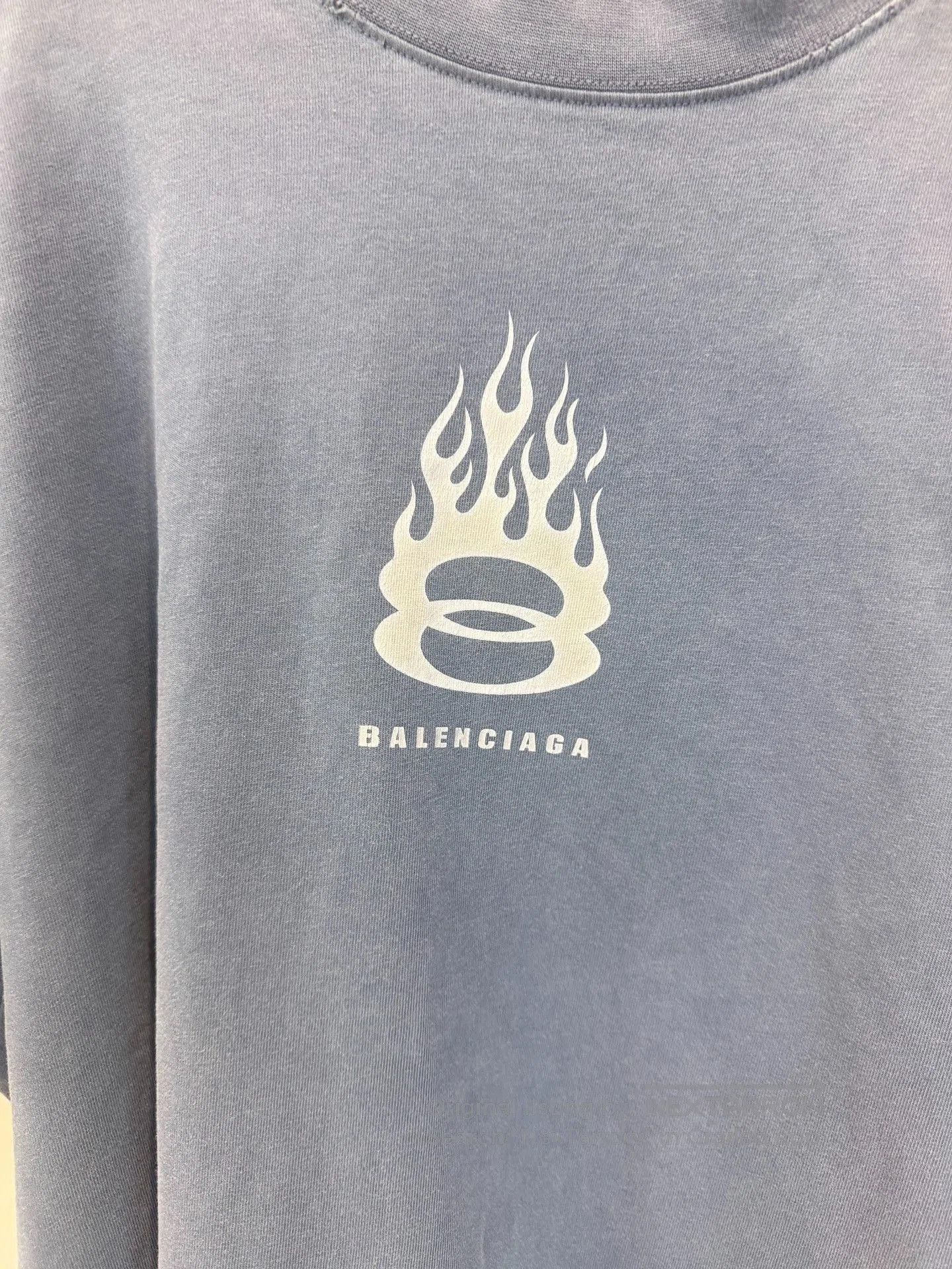 Balenciaga Balenciaga Vintage Oversize Flame Logo T. Size S / US 4 / IT 40 - 2 Thumbnail