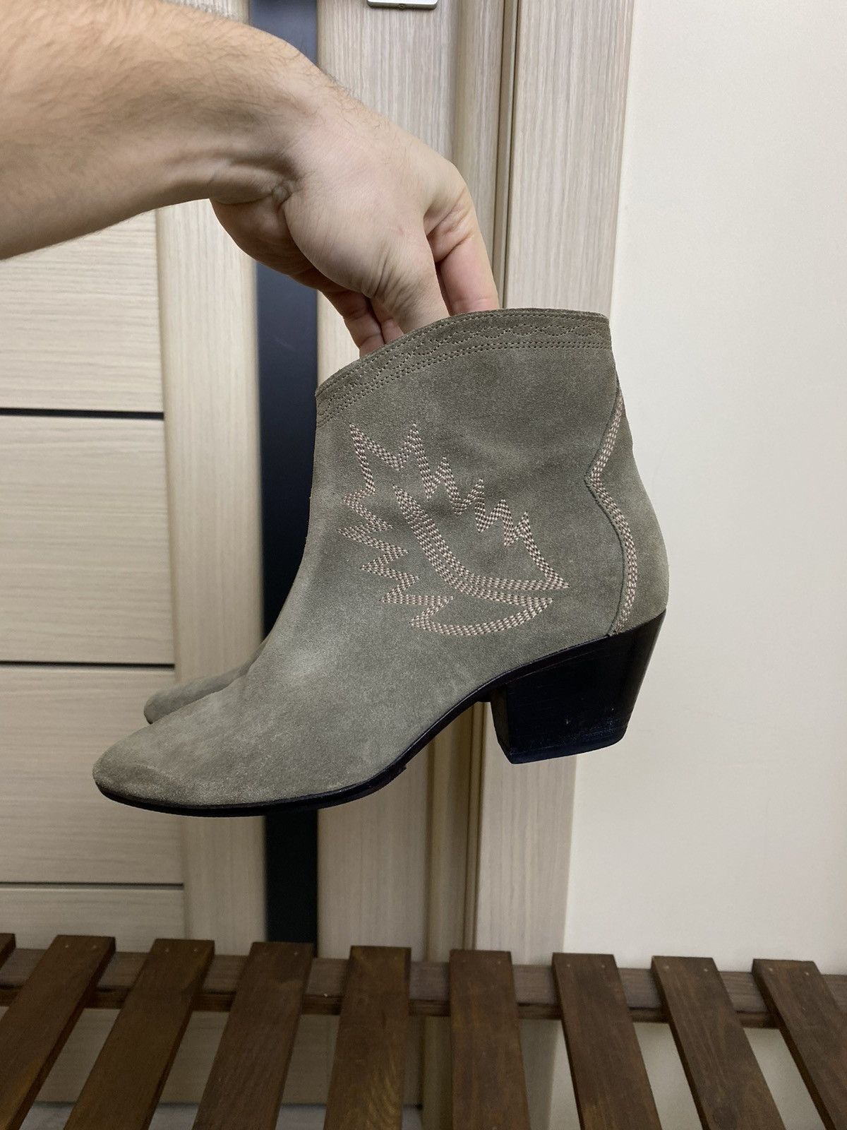Isabel Marant ISABEL MARANT Dacken Suede Western Embroidered Ankle Boots Size US 8 / IT 38 - 2 Thumbnail