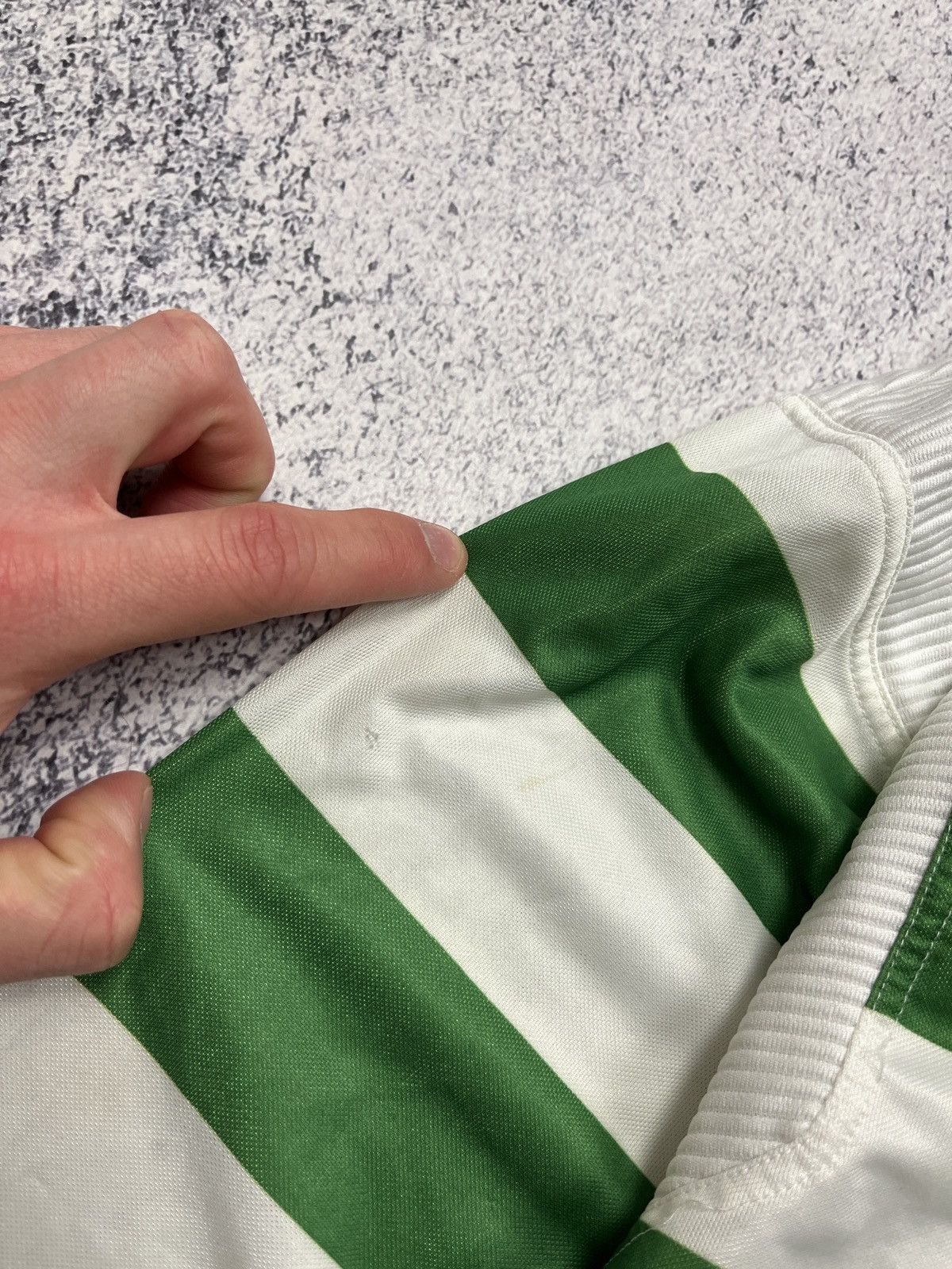 Umbro Vintage Umbro Celtic 1999/01 Home Soccer Jersey Long Sleeve Size US M / EU 48-50 / 2 - 10 Thumbnail