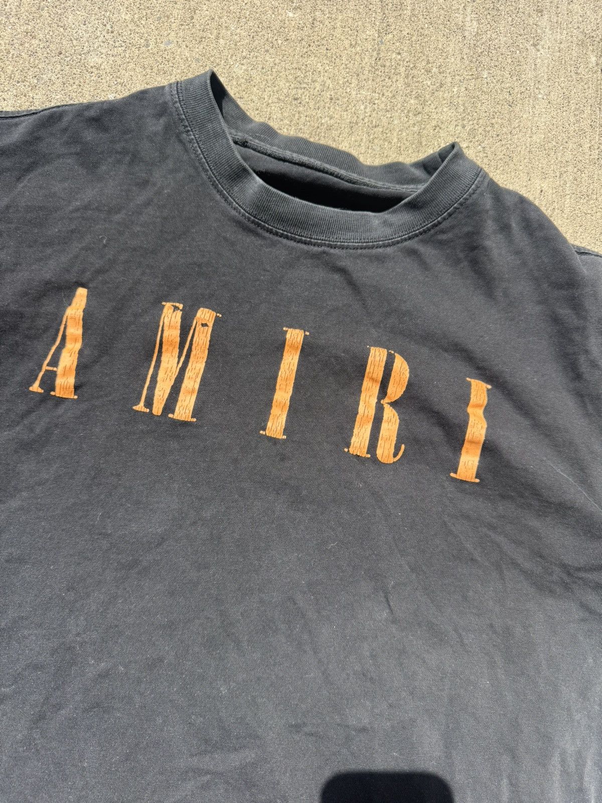 Amiri Thrashed Amiri Core Logo Tee Size S Size US S / EU 44-46 / 1 - 4 Thumbnail
