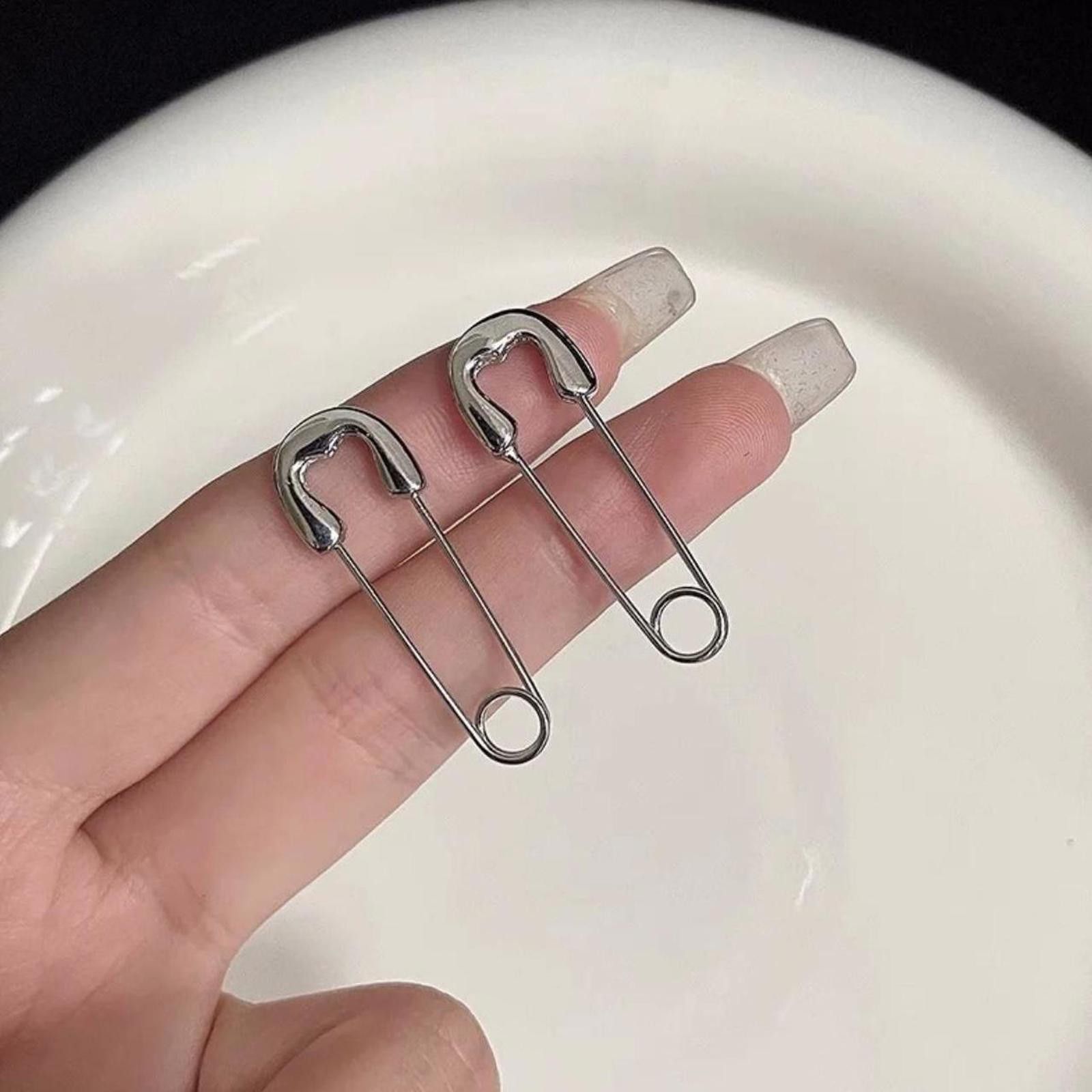 Other Safety Pin Style Earrings Size ONE SIZE - 2 Thumbnail