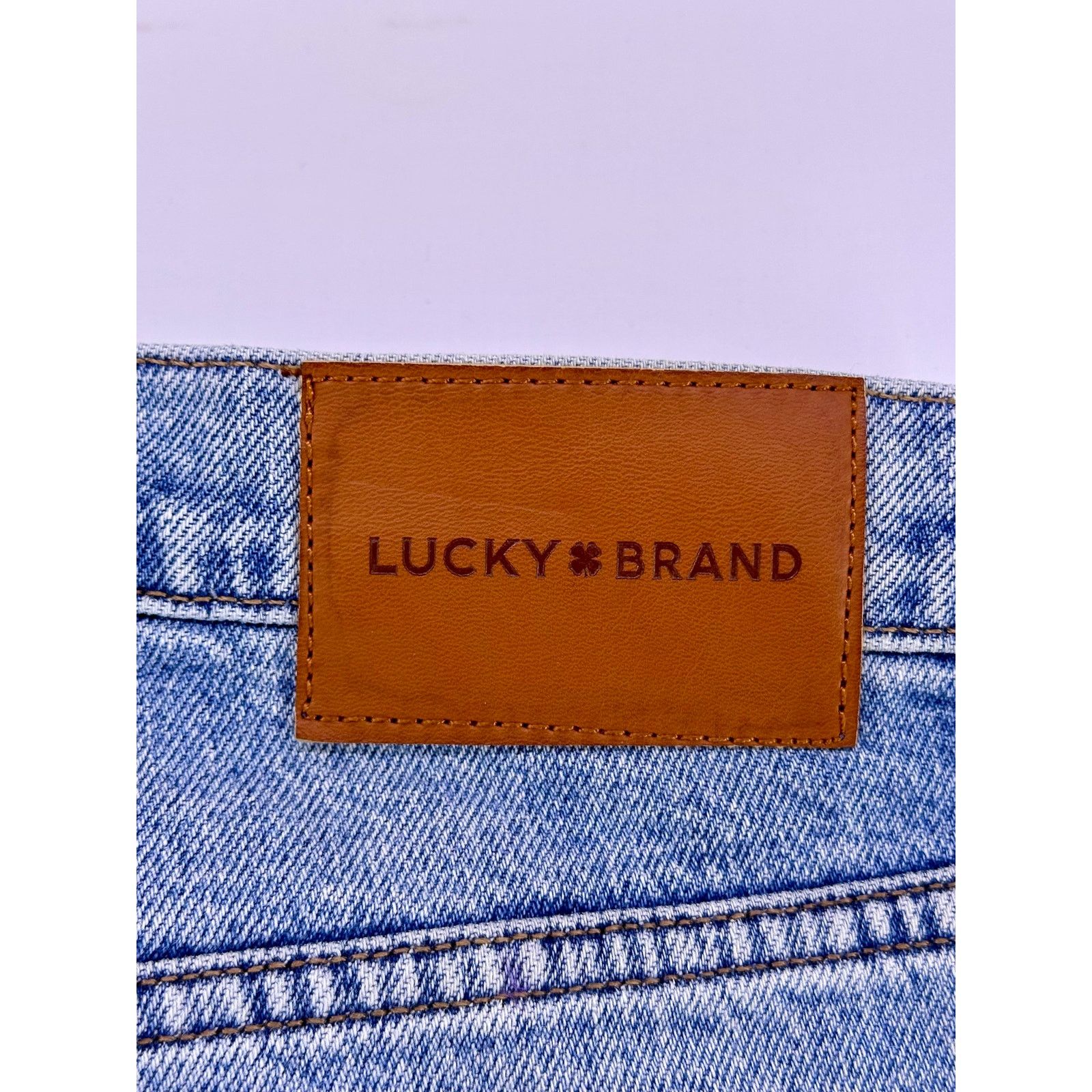 Lucky Brand Vintage Ripped Lucky Brand Red Tag Size 6/28R Relaxed fit Size 28" / US 6 / IT 42 - 11 Thumbnail